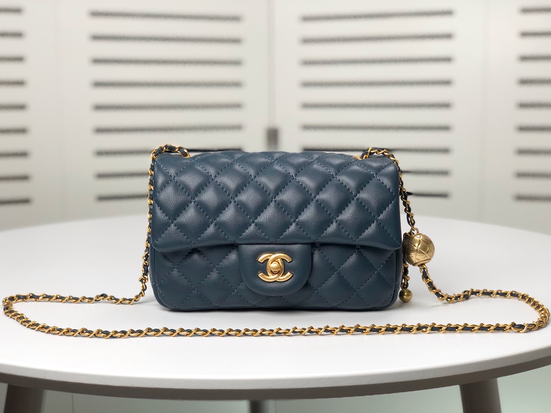 Chanel Cross Body Metal Ball Chain Shoulder Bag Handbag