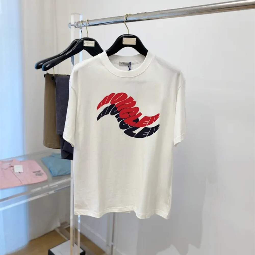 Moncler T-Shirts 021