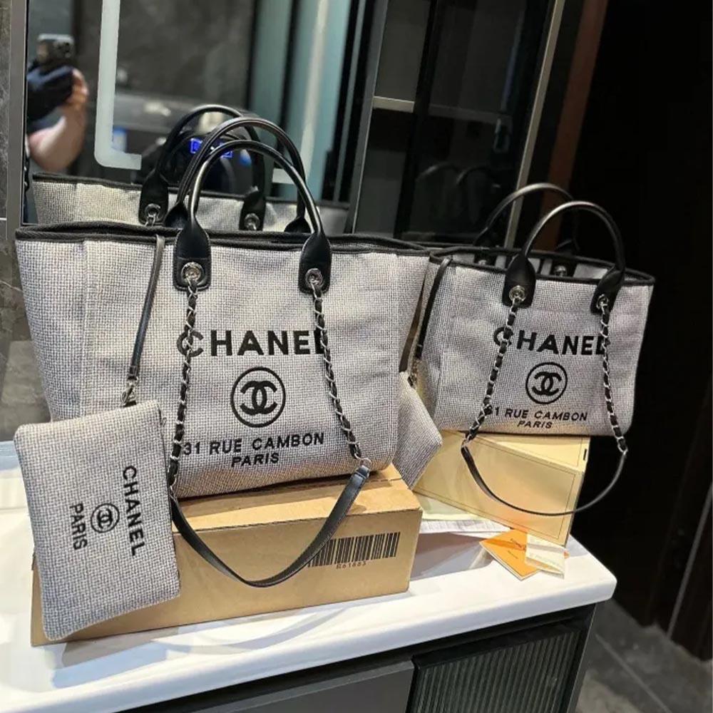 Chanel Shopping Bag 027 DB581 32-37cm