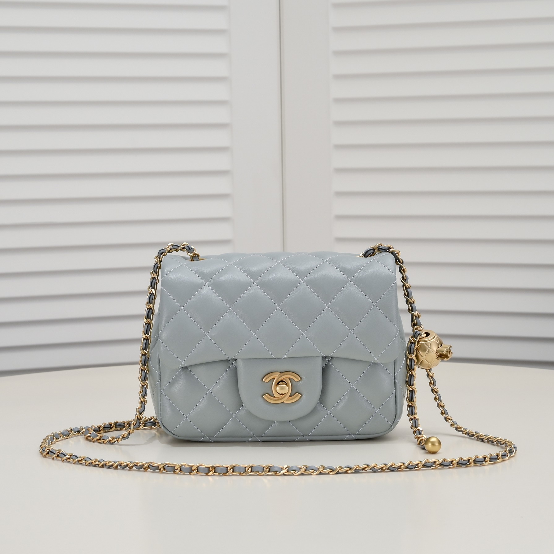 Chanel Cross Body Metal Ball Chain Shoulder Bag Handbag