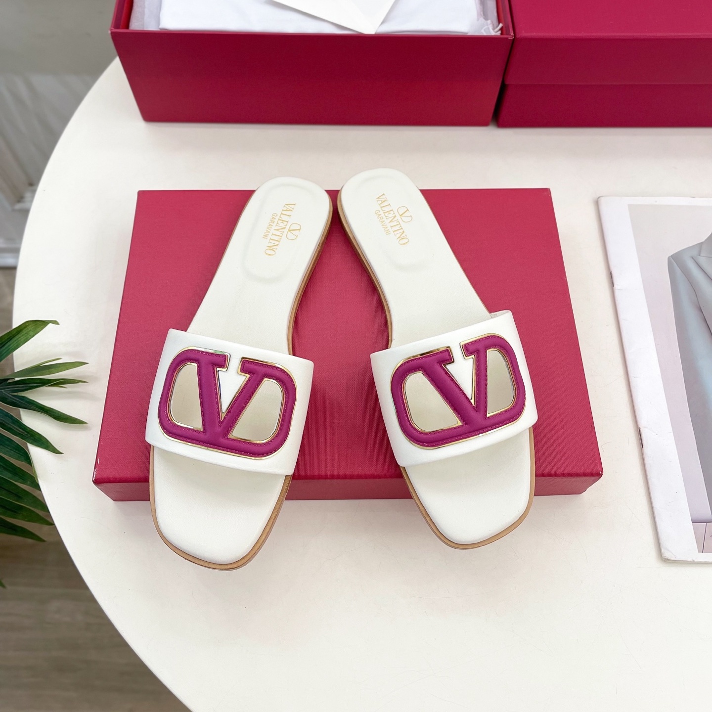 Valentino Shoes Slipper Valentino Garavani Roman Stud Women's Slippers