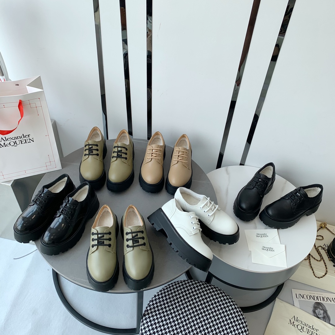 Alexander MCQueen shoes Low-top fluff inside 001