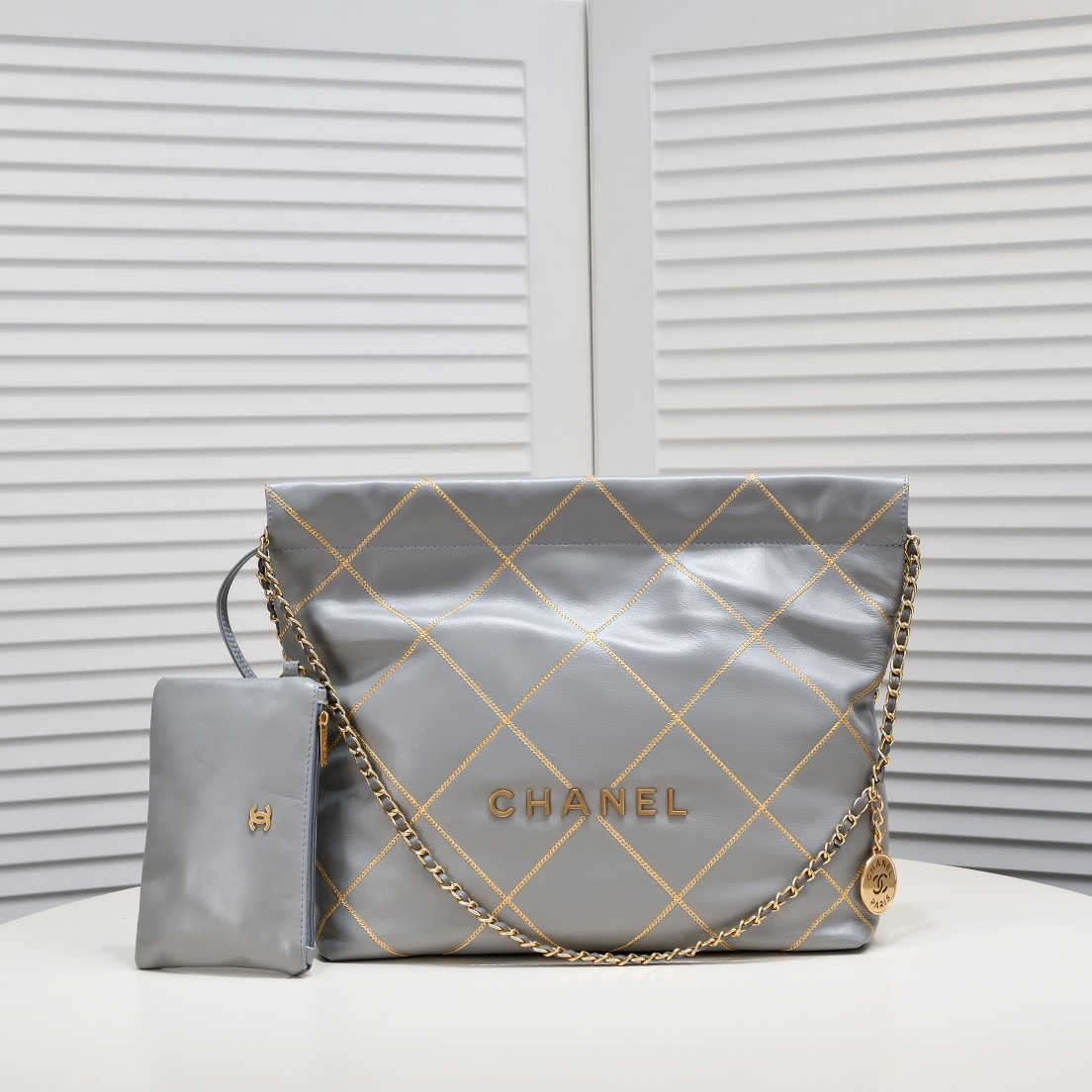 Chanel 22 Bag Pearl Bag Golden Thread Large Shoulder Bag Handbag