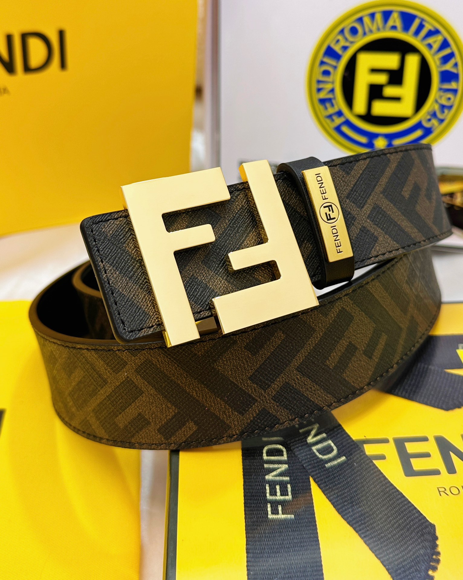 Fendi Leather Belts 1:1 Mirror Version