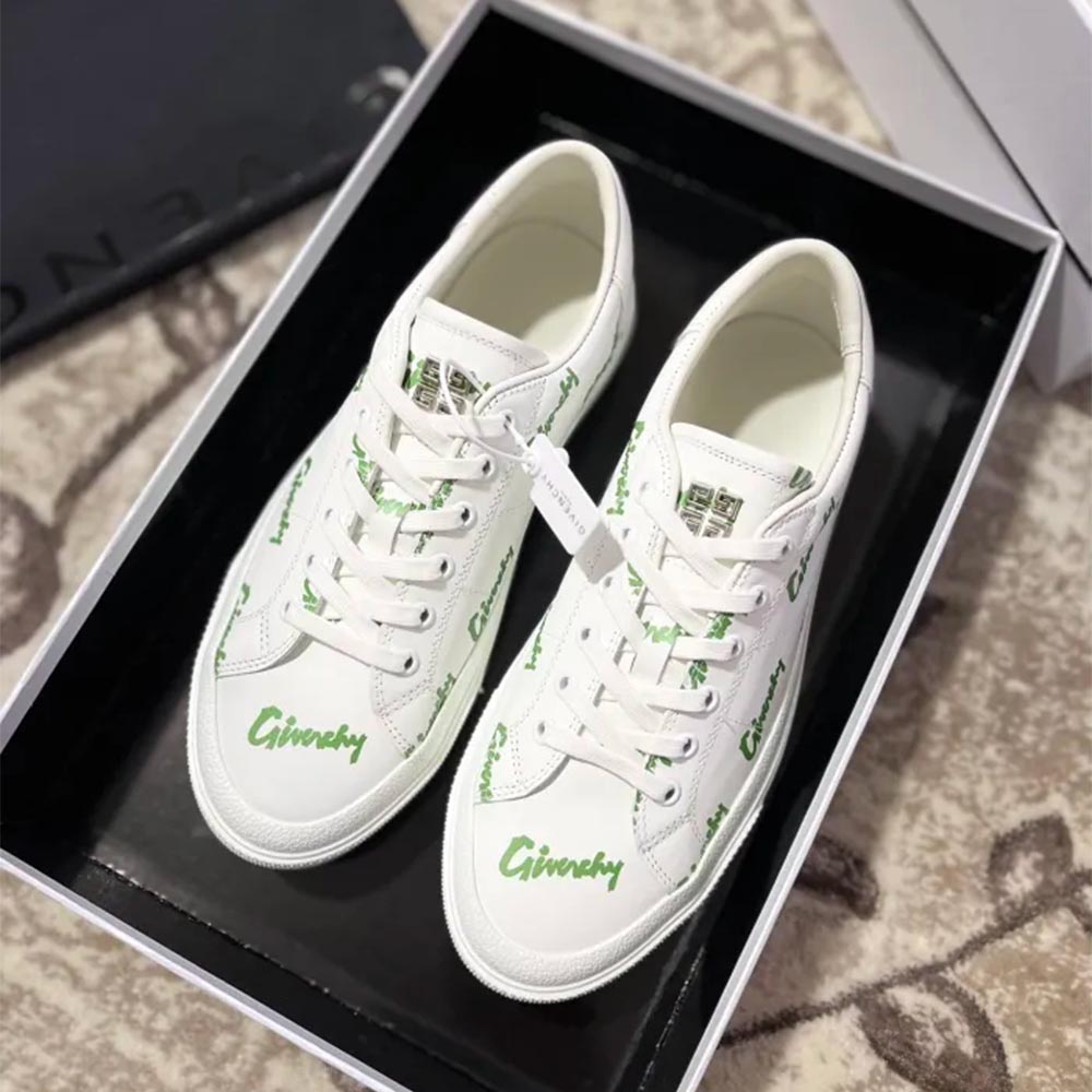 GIVENCHY 001 Casual shoes XM 023