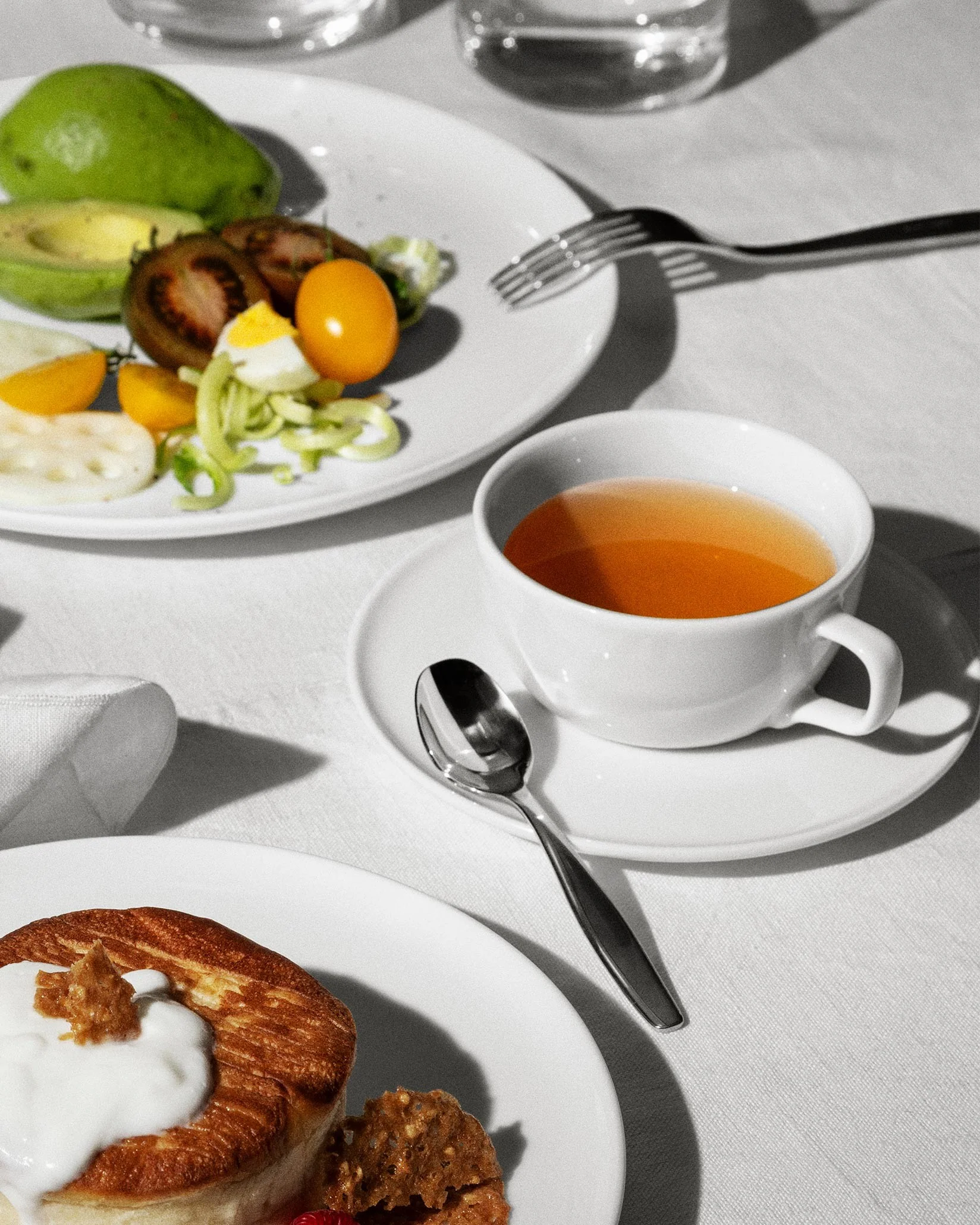 Itsumo Set of one teacup with saucer. 4 pieces Design Naoto Fukasawa