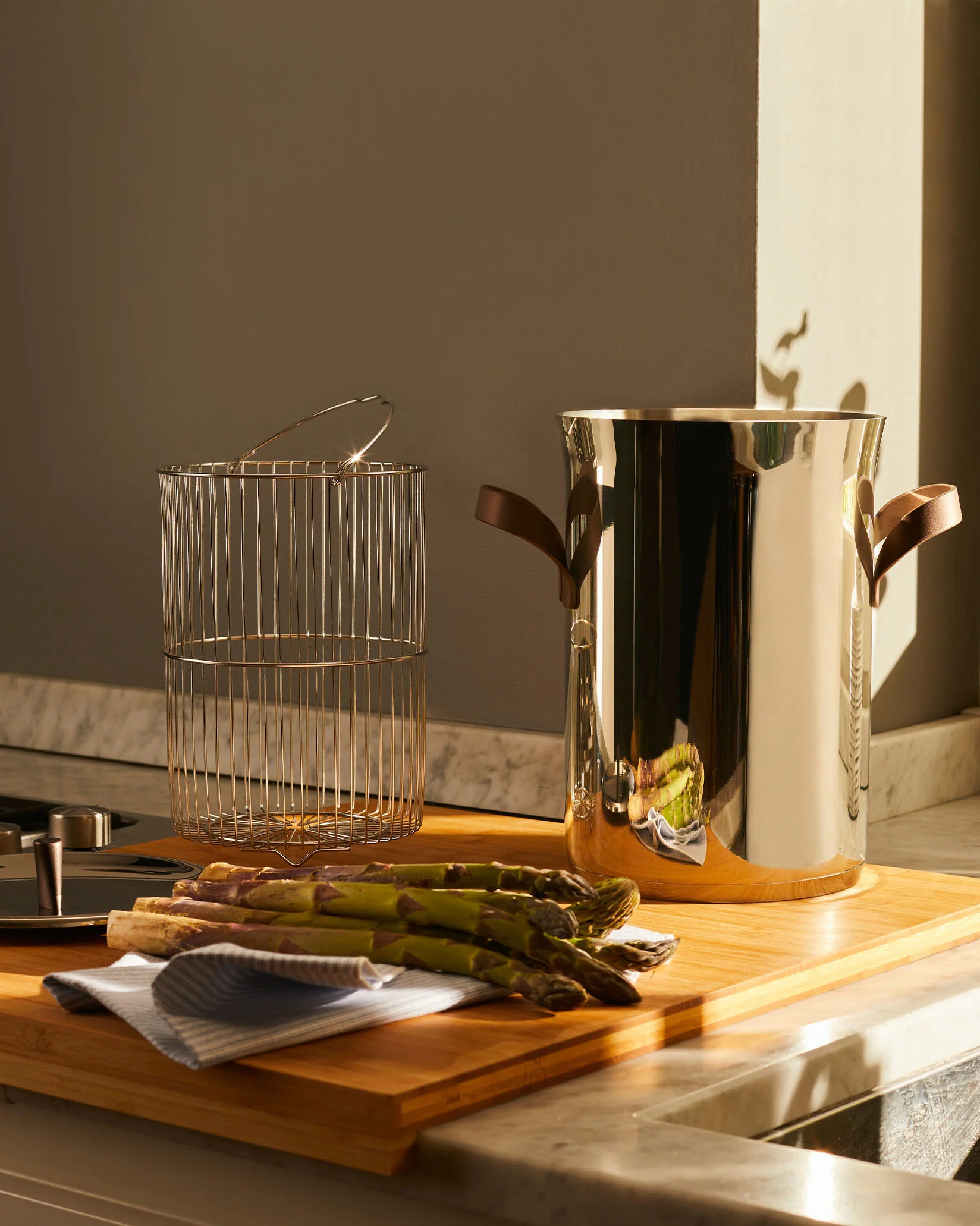 Edo Asparagus steamer Design Patricia Urquiola