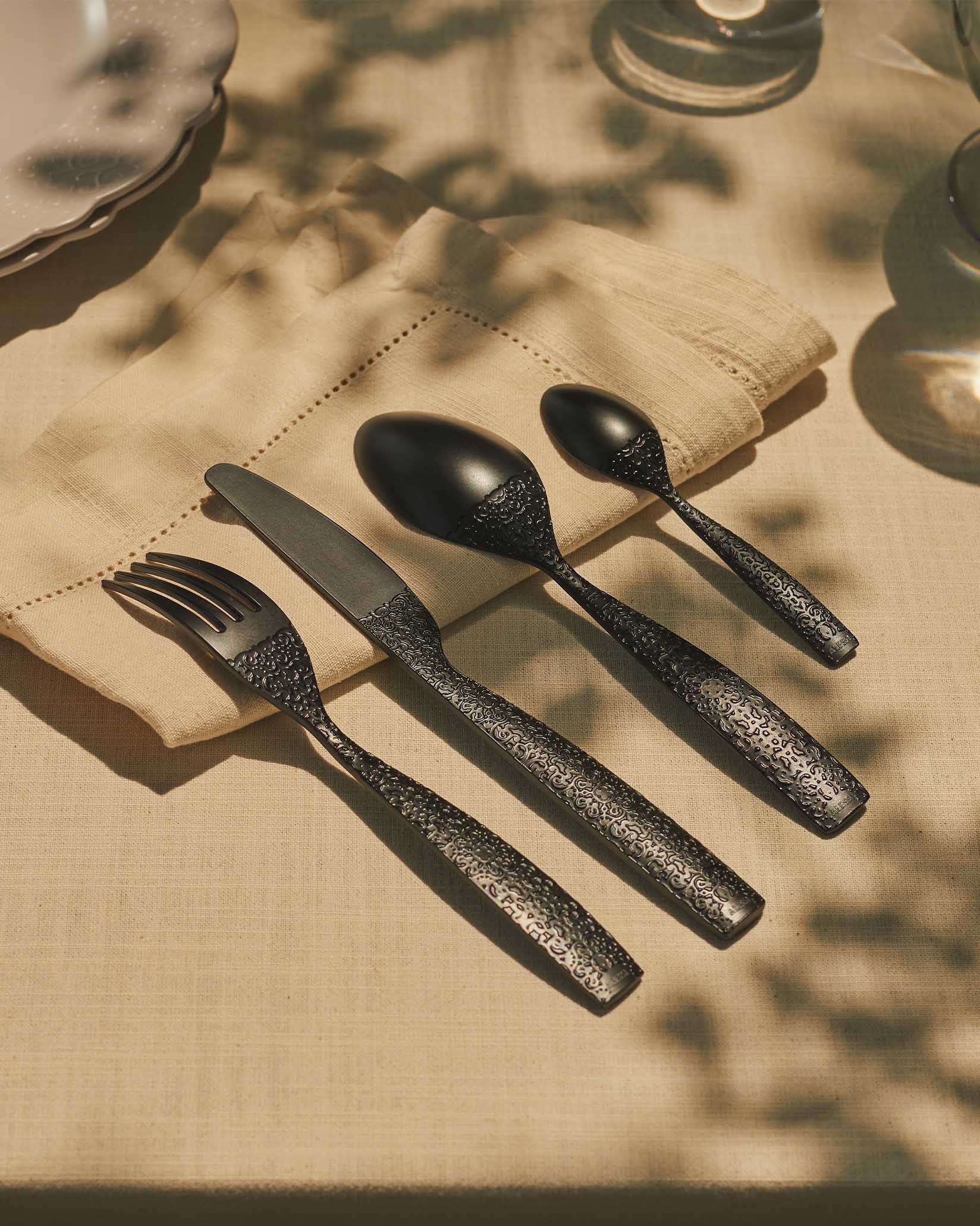 Dressed en plein air Cutlery set 16 pieces Design Marcel Wanders
