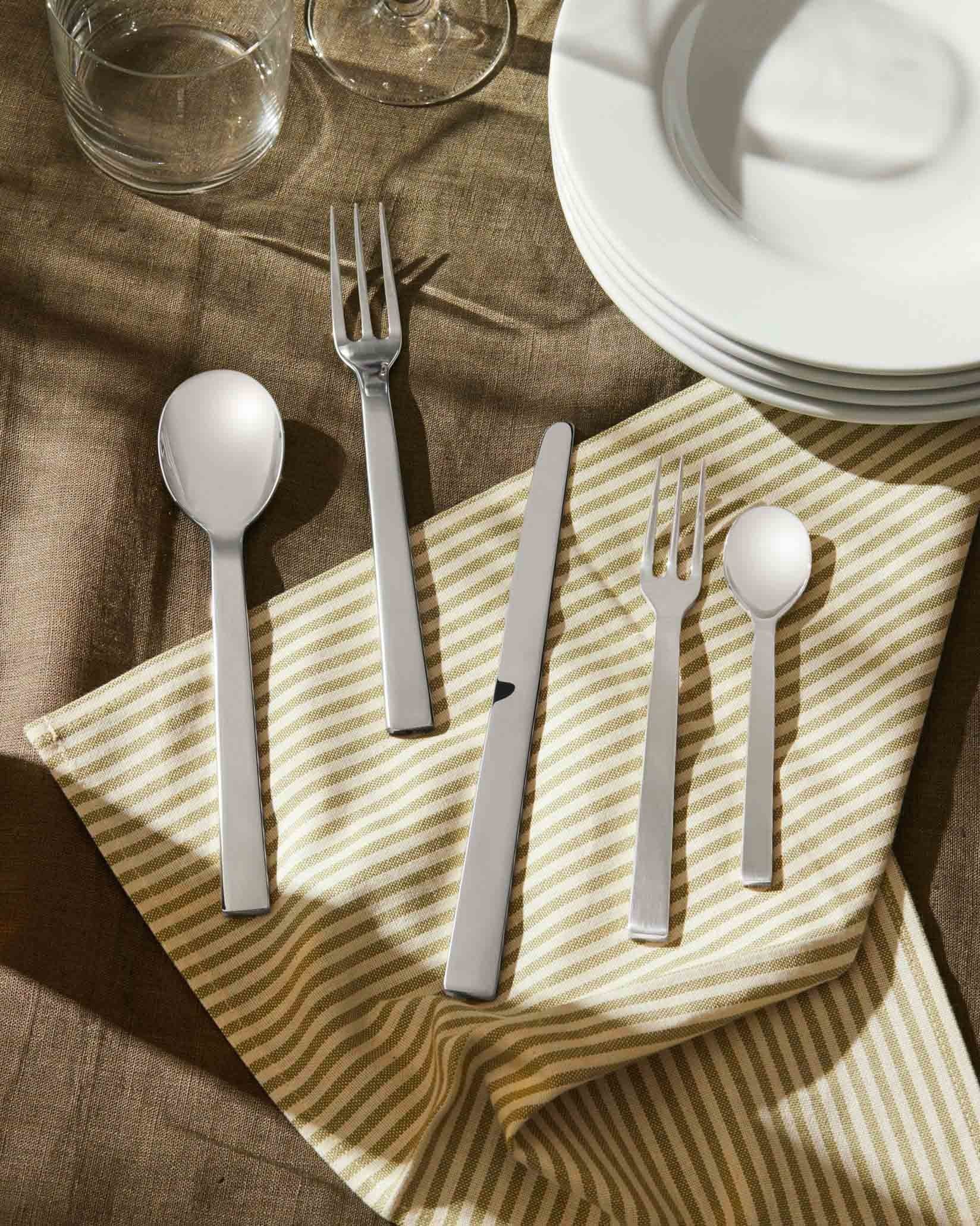 Santiago Cutlery set 5 pieces Design David Chipperfield
