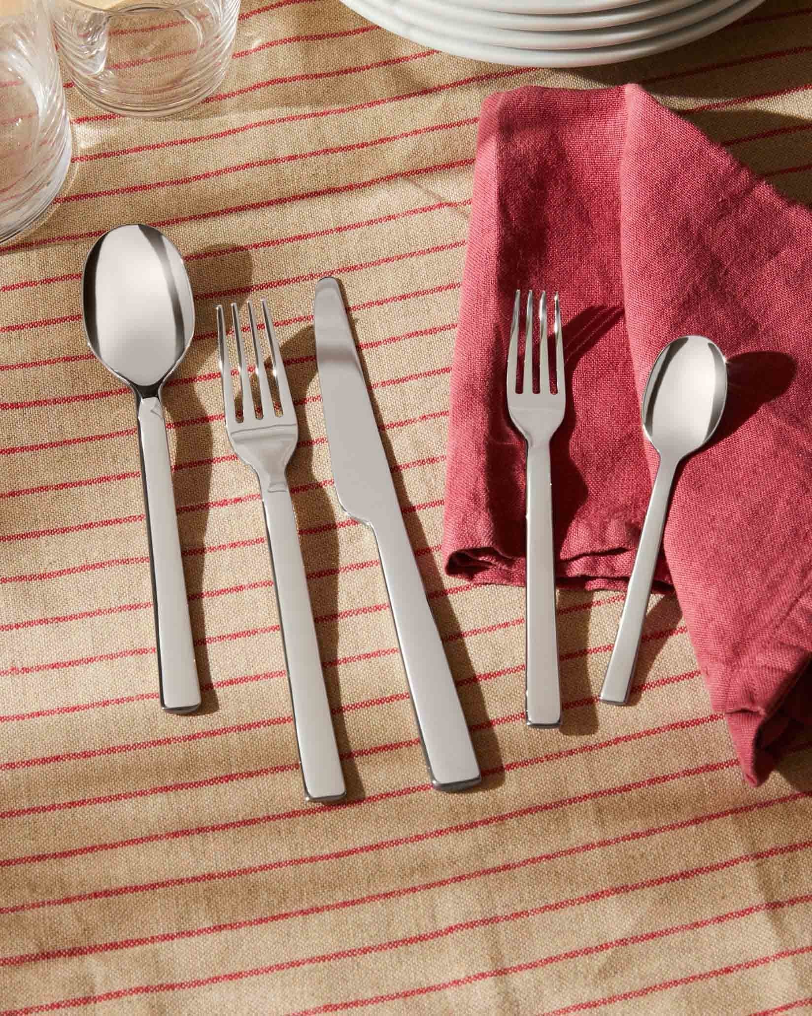 Ovale Cutlery set 5 pieces Design Ronan & Erwan Bouroullec