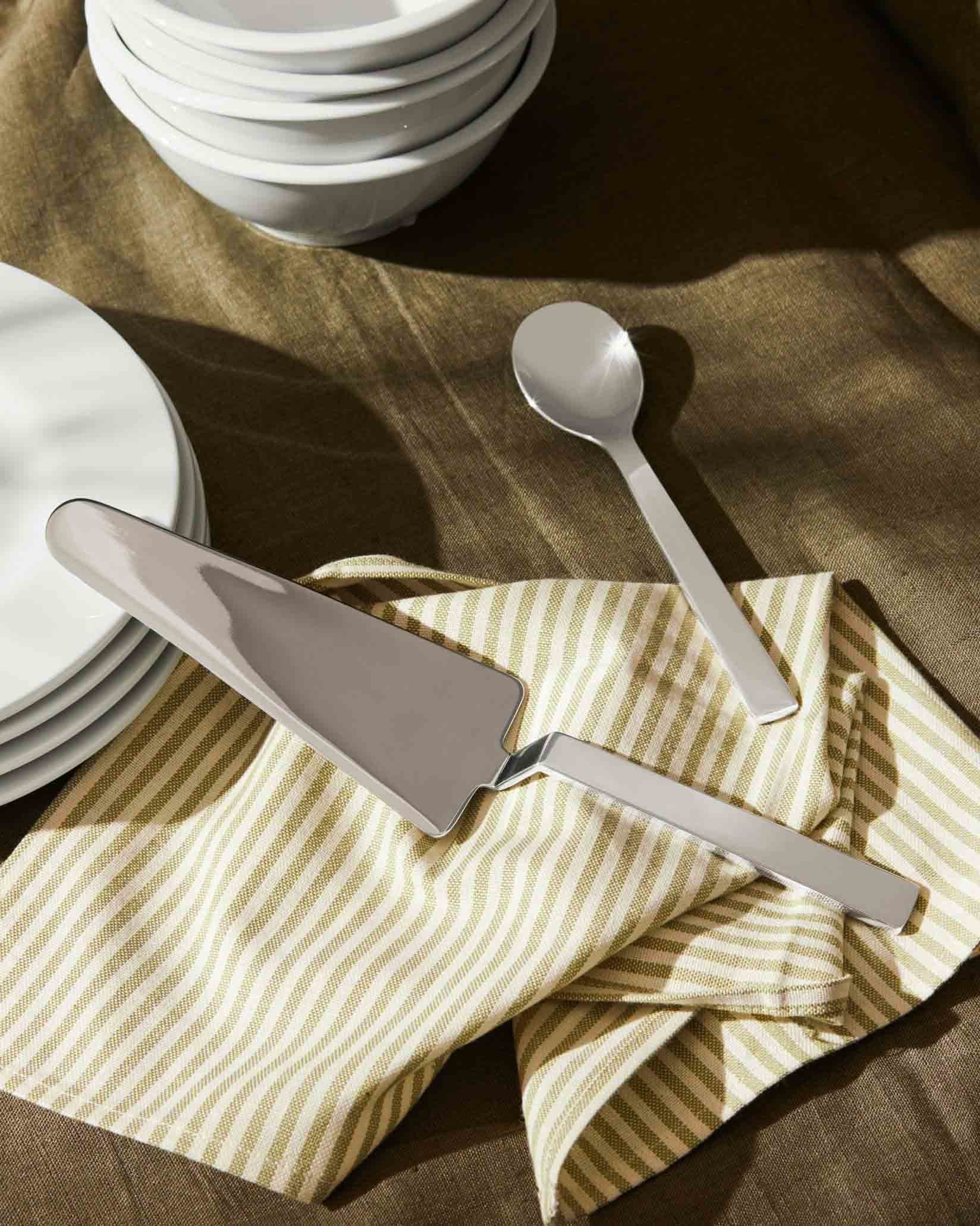 Santiago Cake server Design David Chipperfield