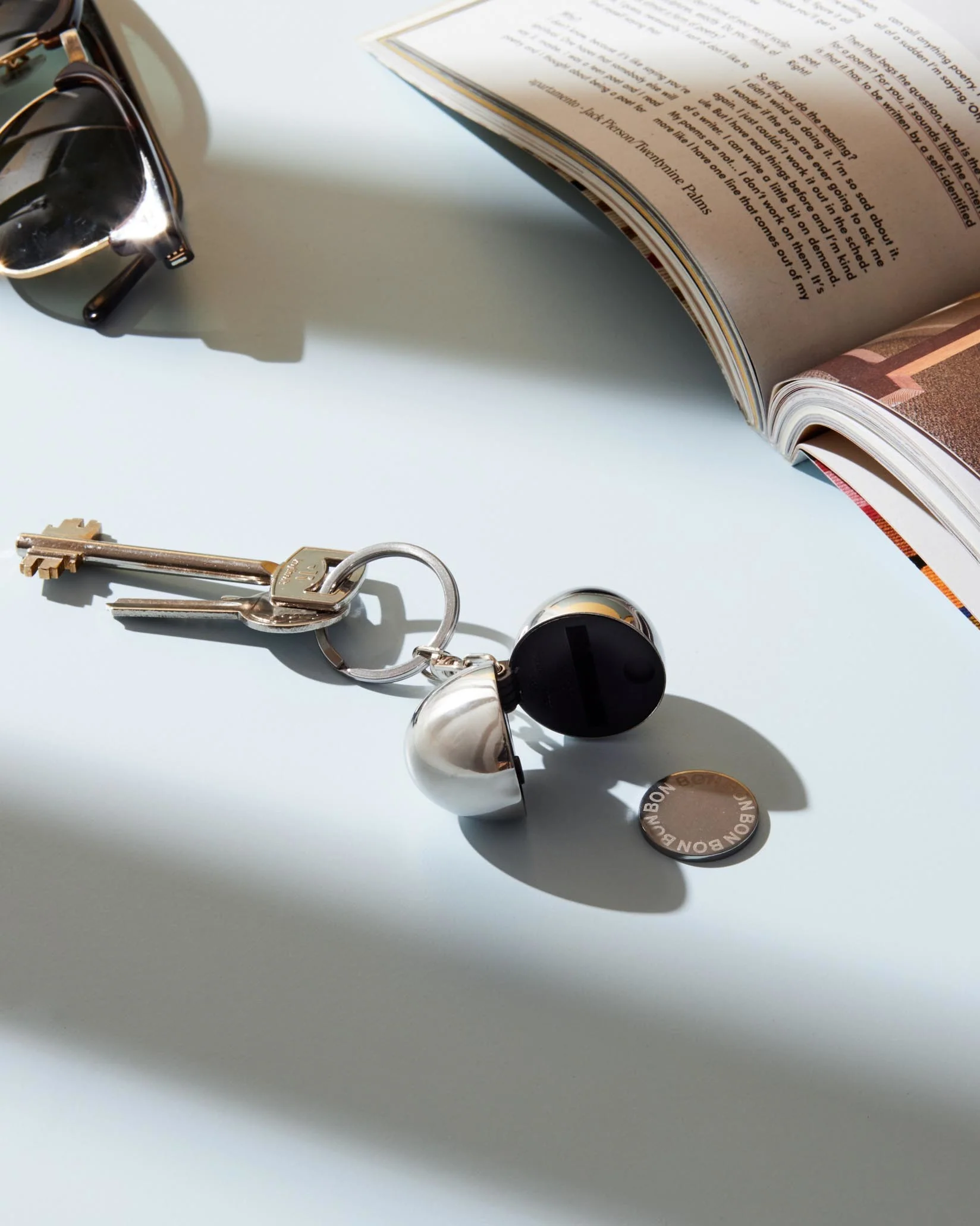 BON BON Key ring/coin holder Design Francesca Amfitheatrof, LPWK