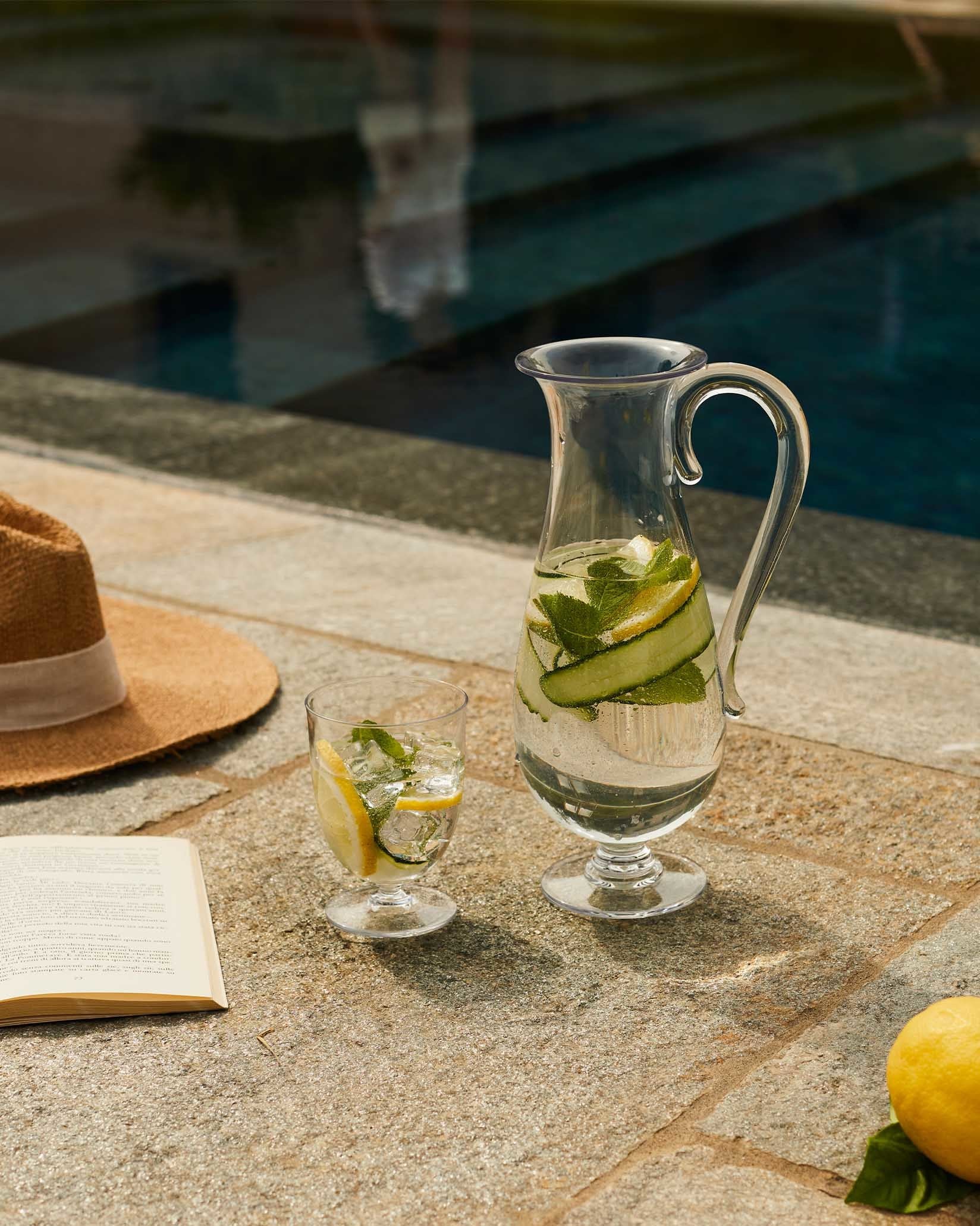 Dressed en plein air Glass. 4 pieces Design Marcel Wanders