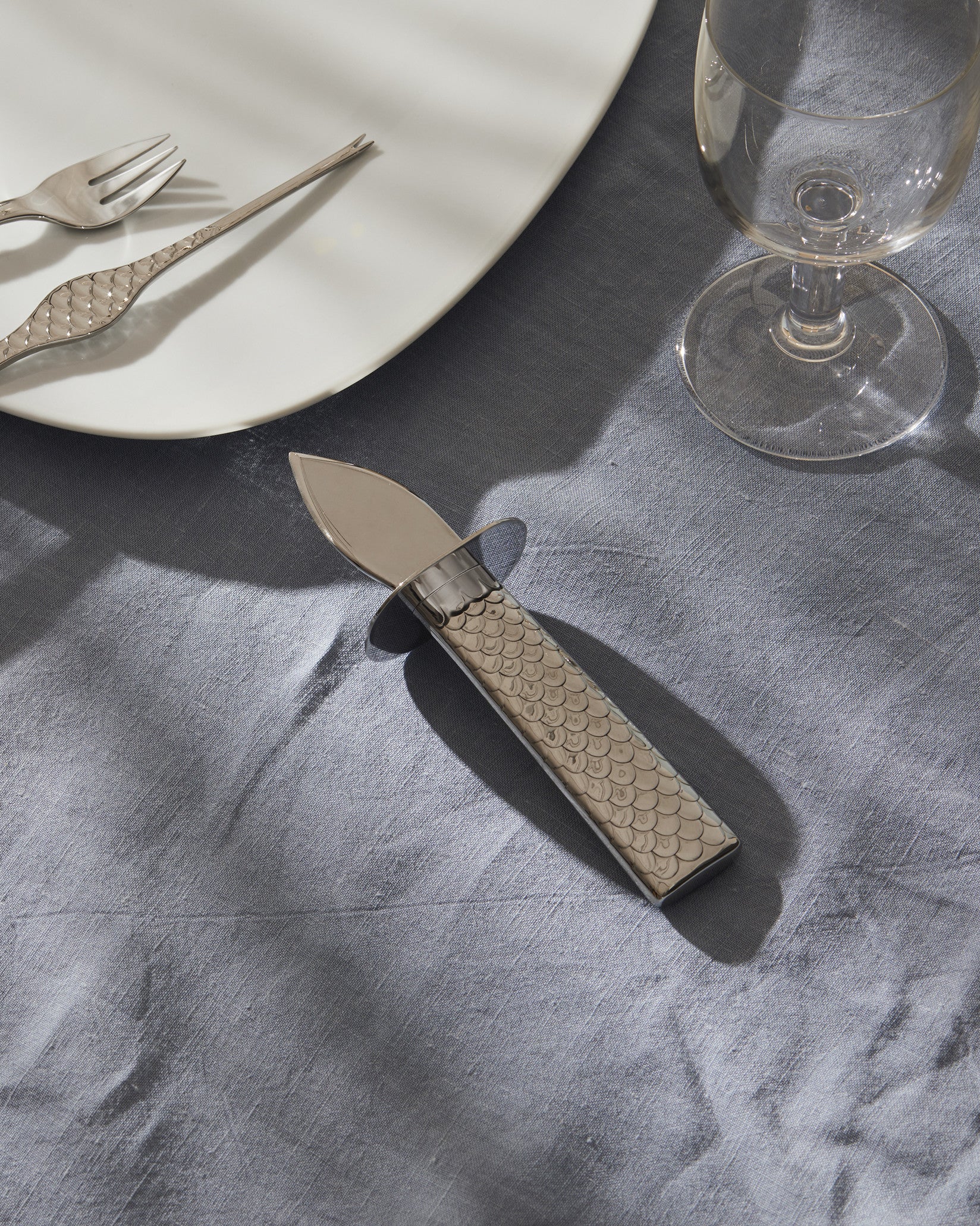 Colombina fish Oyster knife Design Doriana e Massimiliano Fuksas
