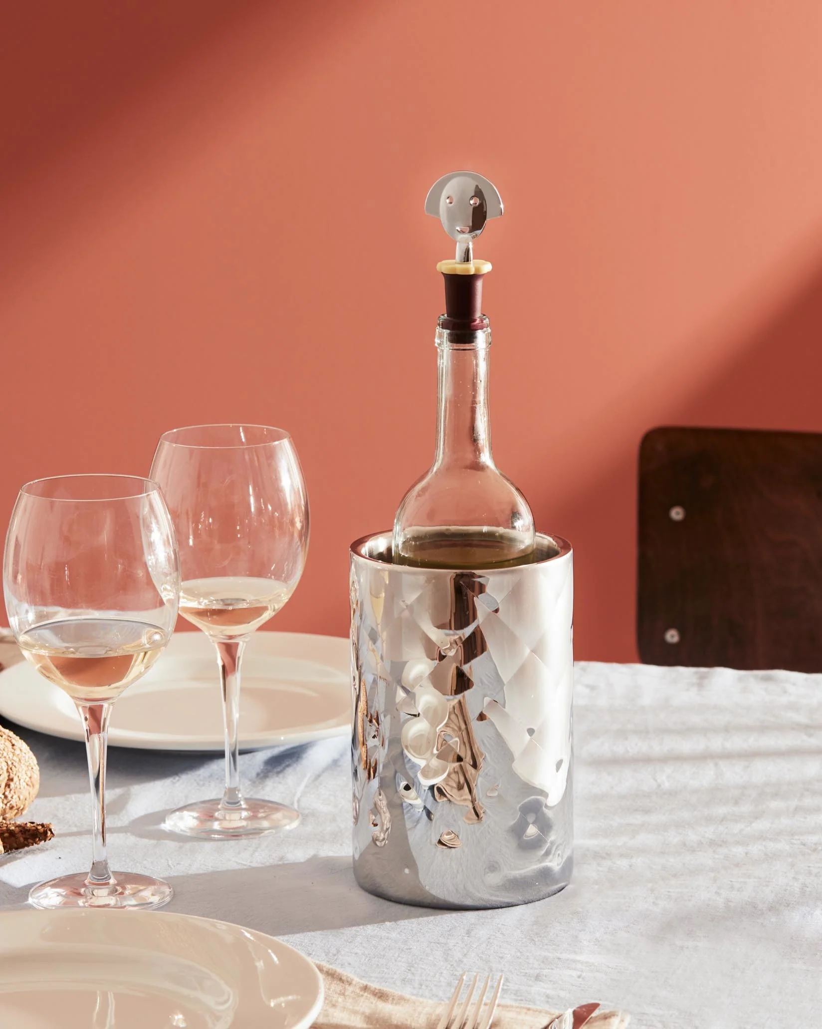 Mateglacé Vacuum bottle stand Design Marta Sansoni, LPWK