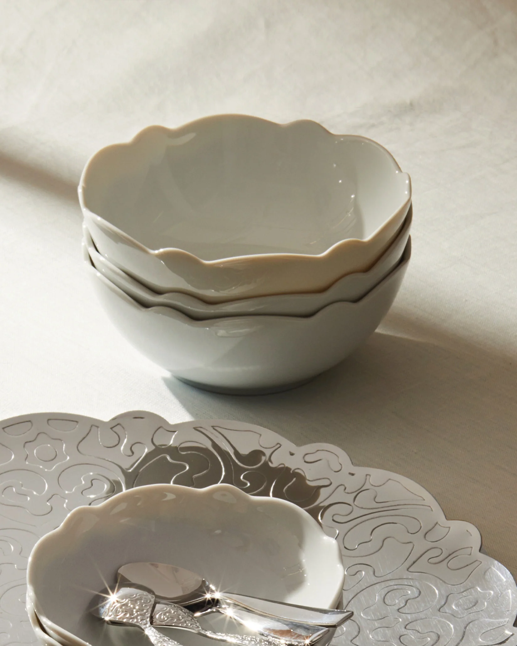 Dressed Bowl. 4 pieces Design Marcel Wanders