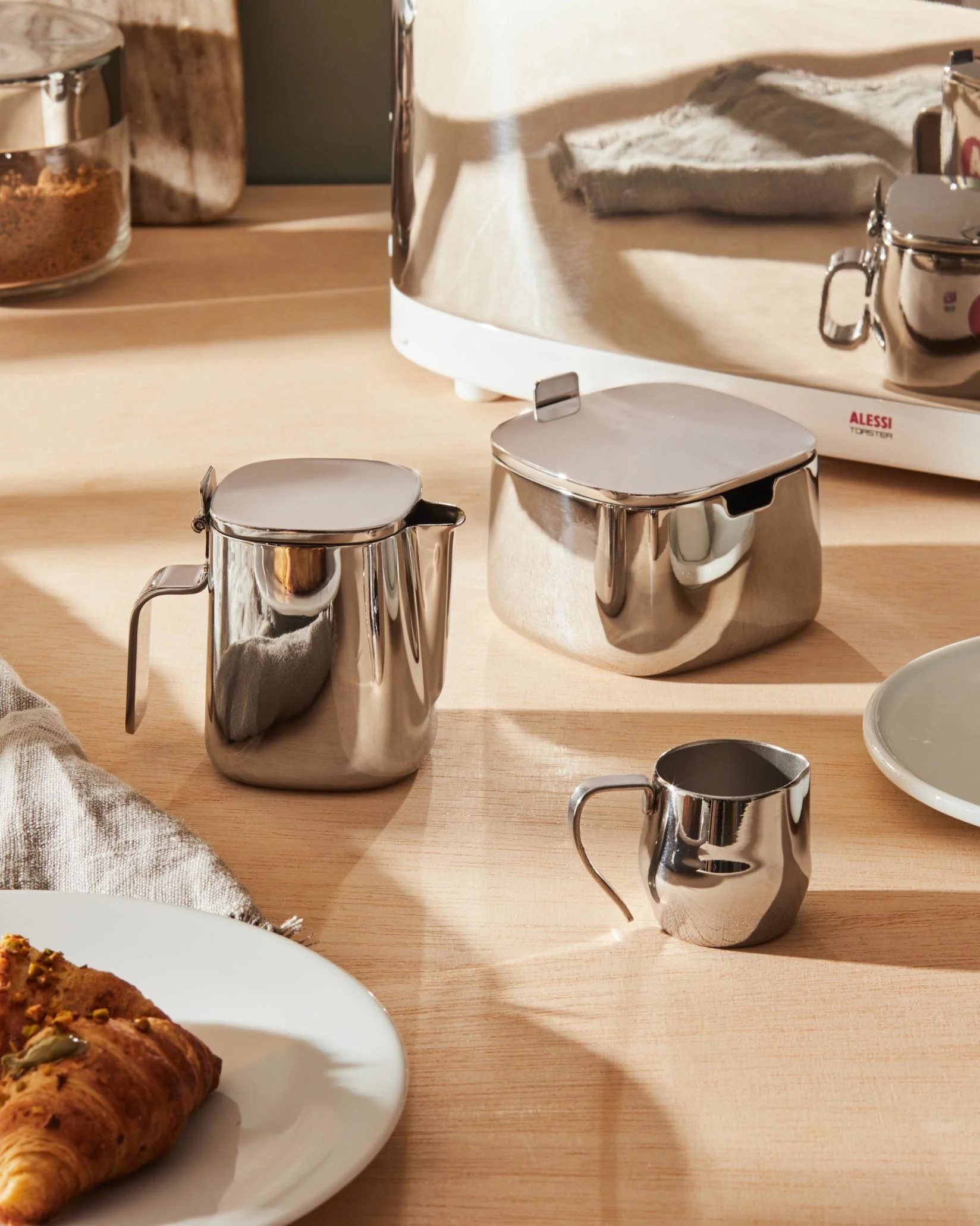 A4111 Creamer Design Kristiina Lassus