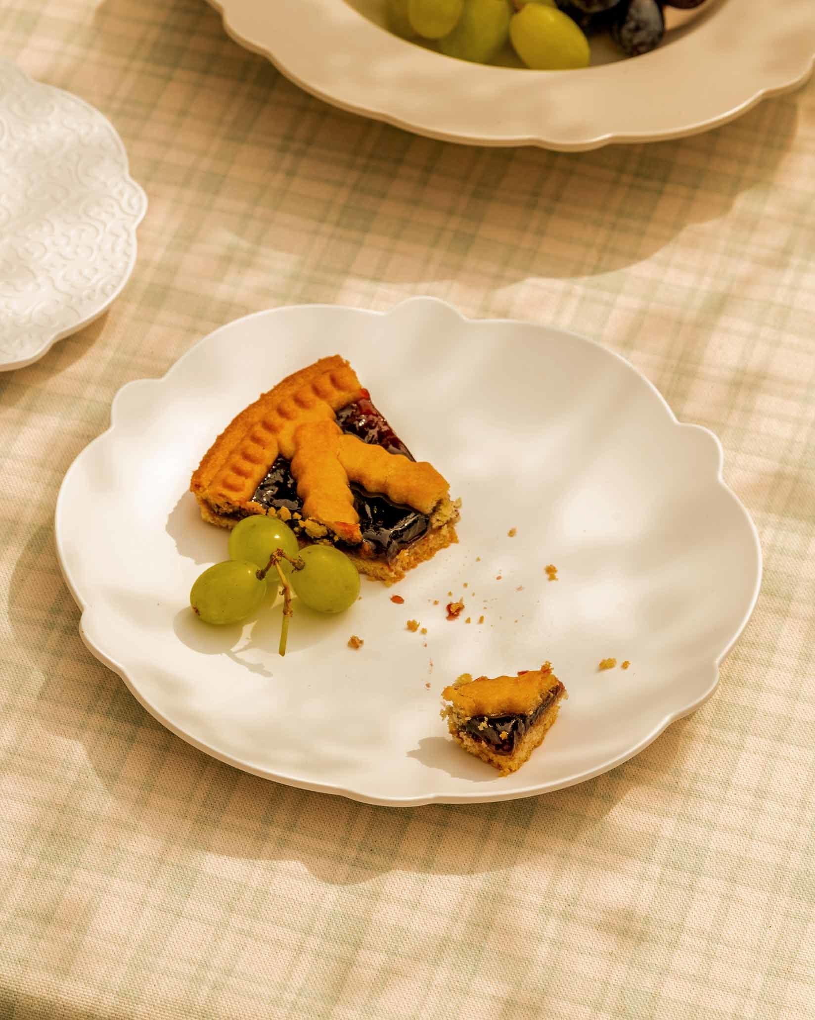 Dressed en plein air Side plate. 4 pieces Design Marcel Wanders