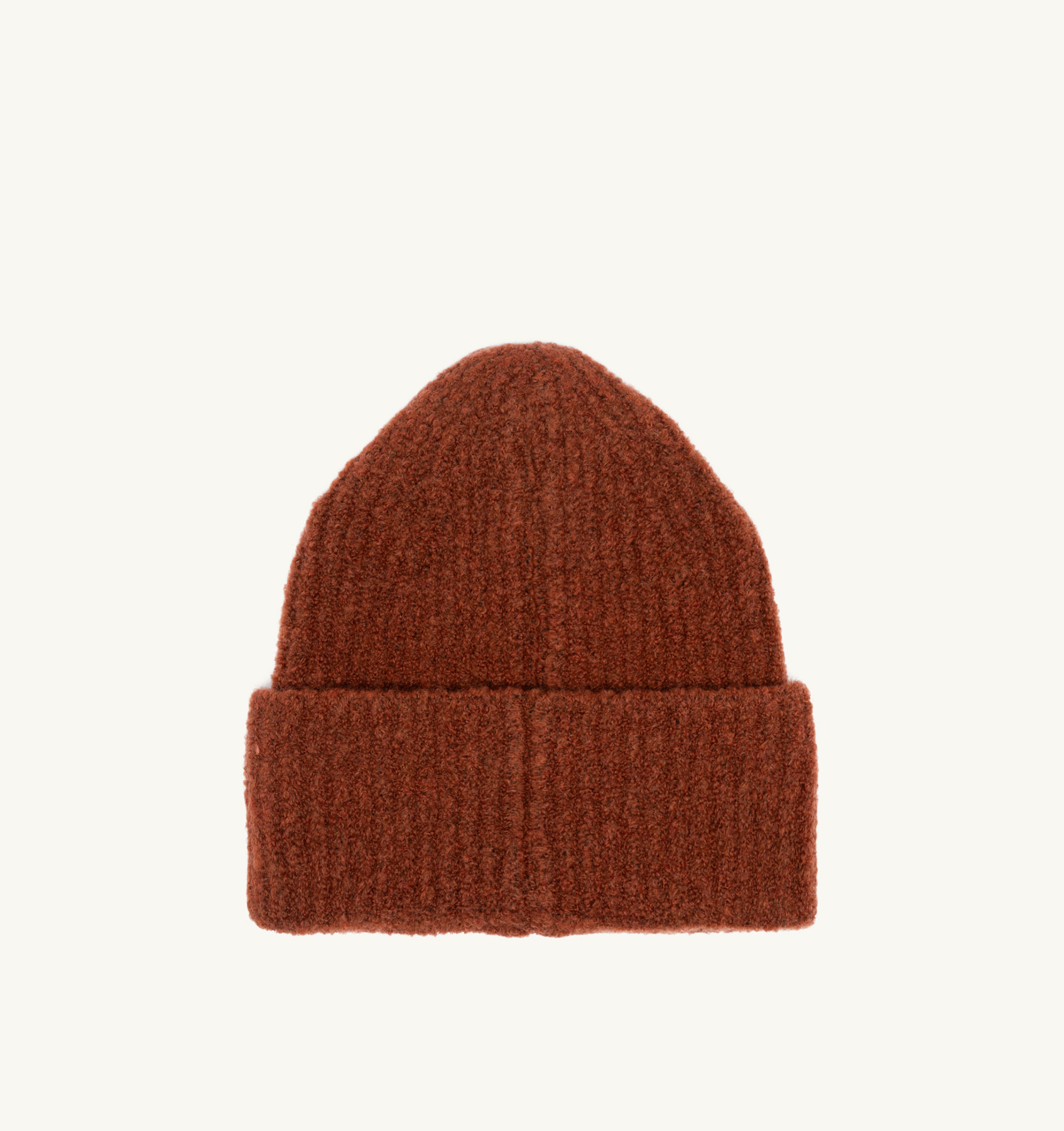 BEANIE IN RED WOOL