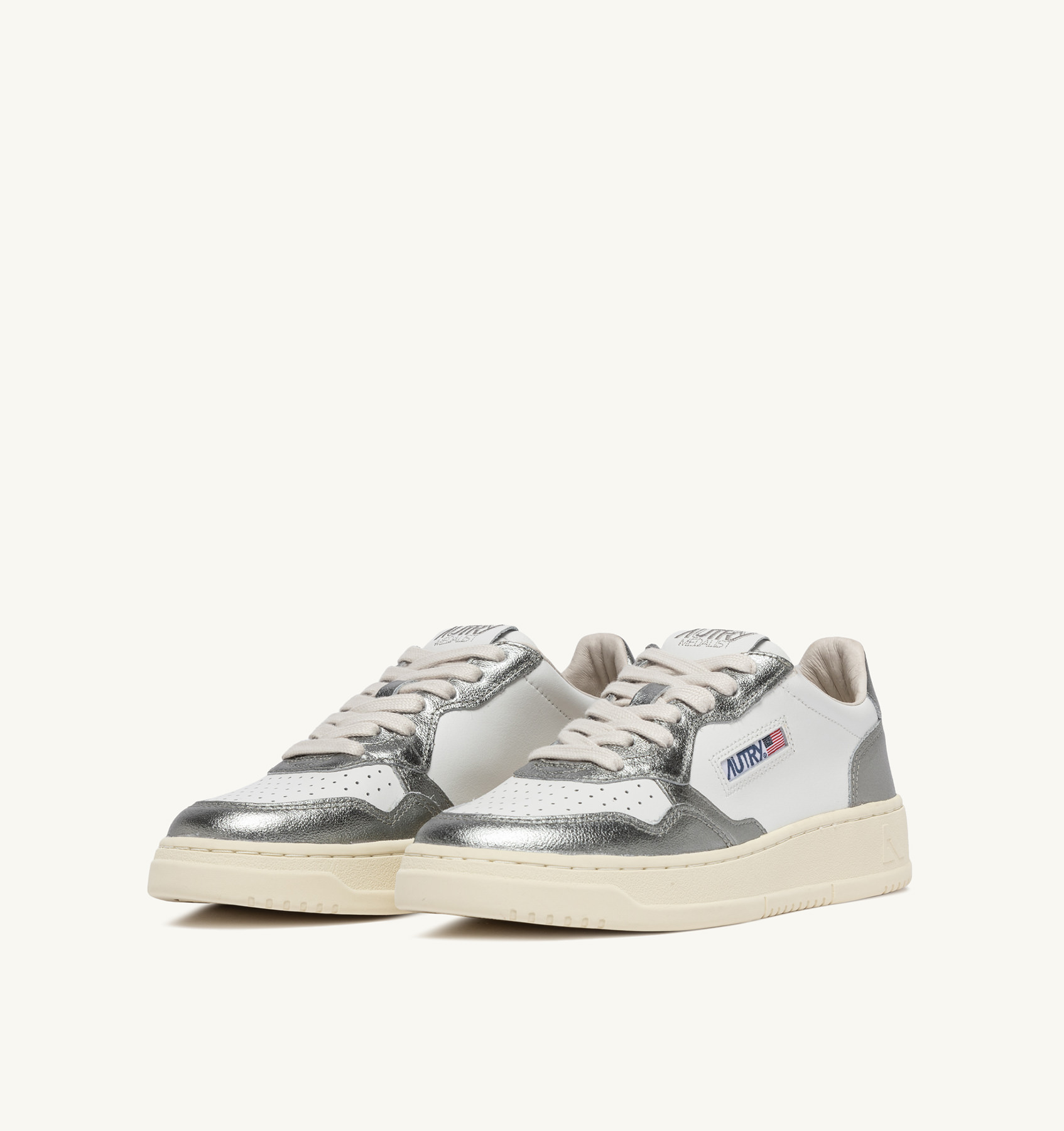MEDALIST LOW BICOLOR SNEAKERS IN WHITE AND STEEL LEATHER