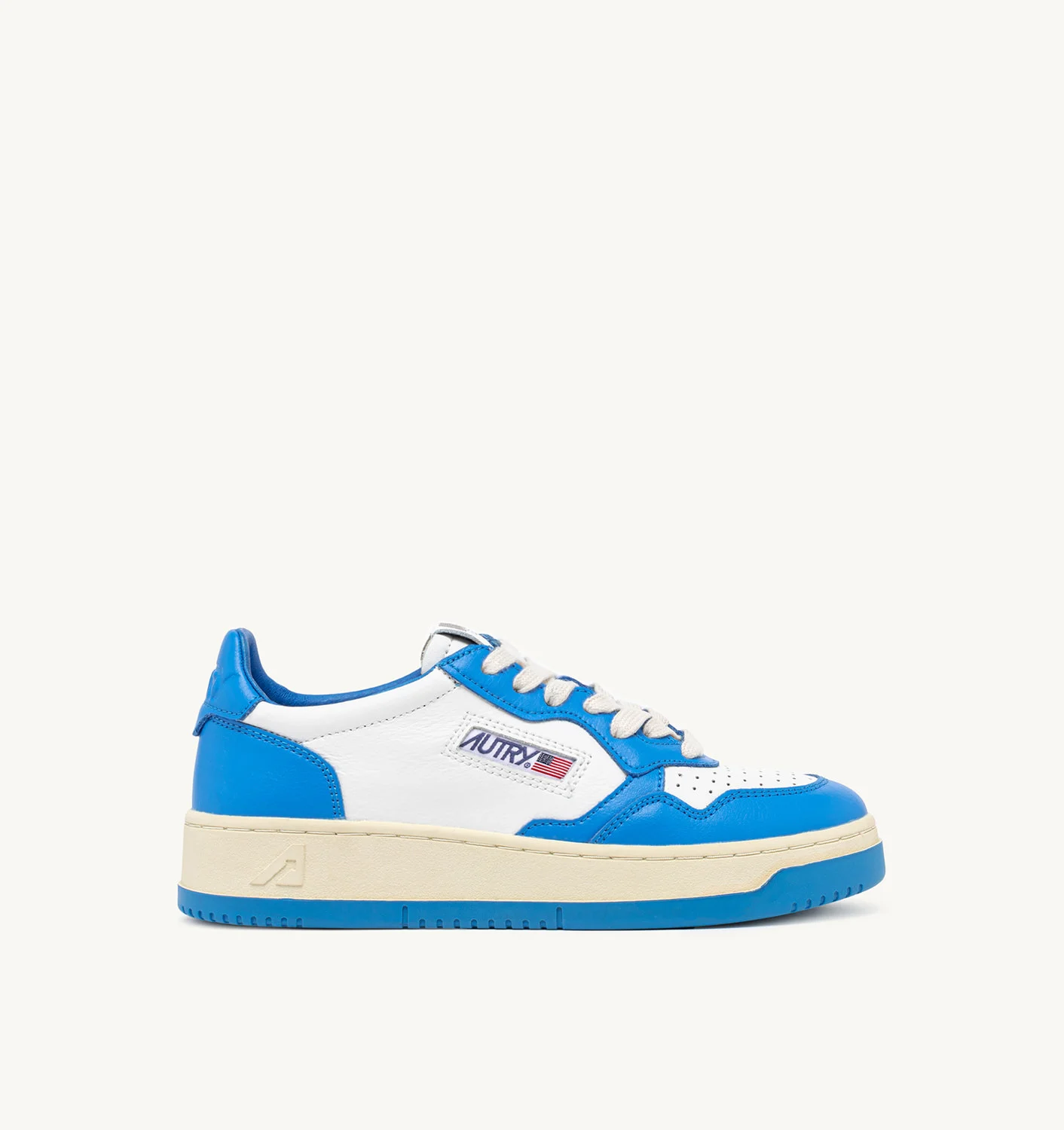 MEDALIST LOW SNEAKERS IN TWO-TONE LEATHER COLOR WHITE AND AZURE