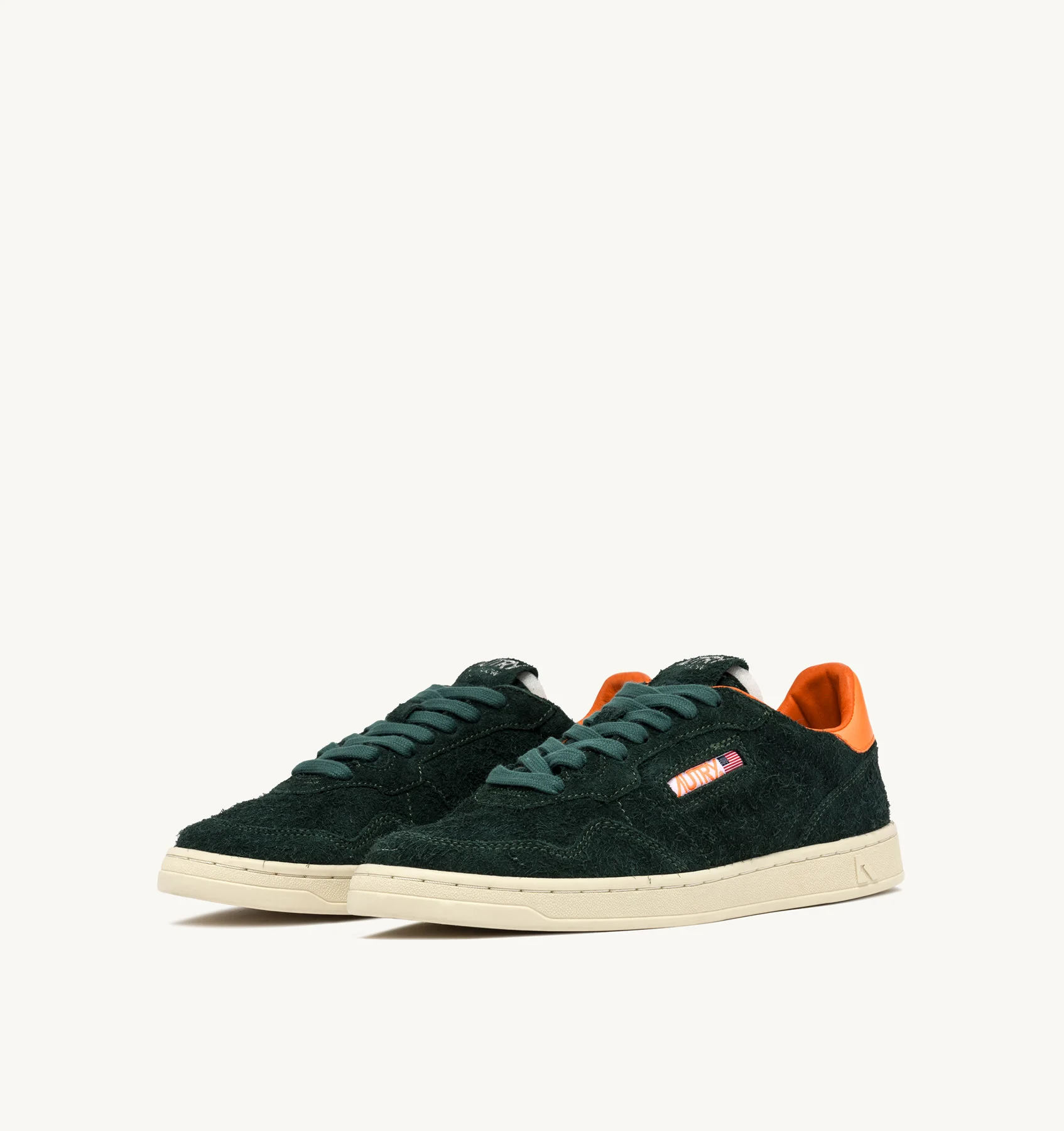 NEW FLAT LOW SNEAKERS IN GREEN BOTTLE AND AUTUMN GLORY SUEDE