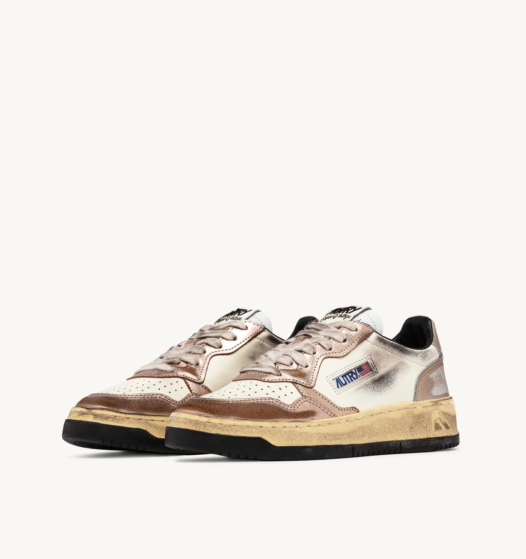 SUPER VINTAGE MEDALIST LOW SNEAKERS IN METALLIC PINK LEATHER