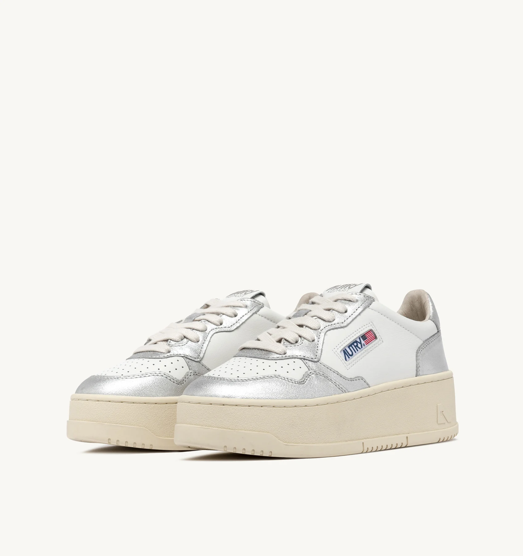 MEDALIST PLATFORM SNEAKERS IN WHITE AND SILVER LEATHER