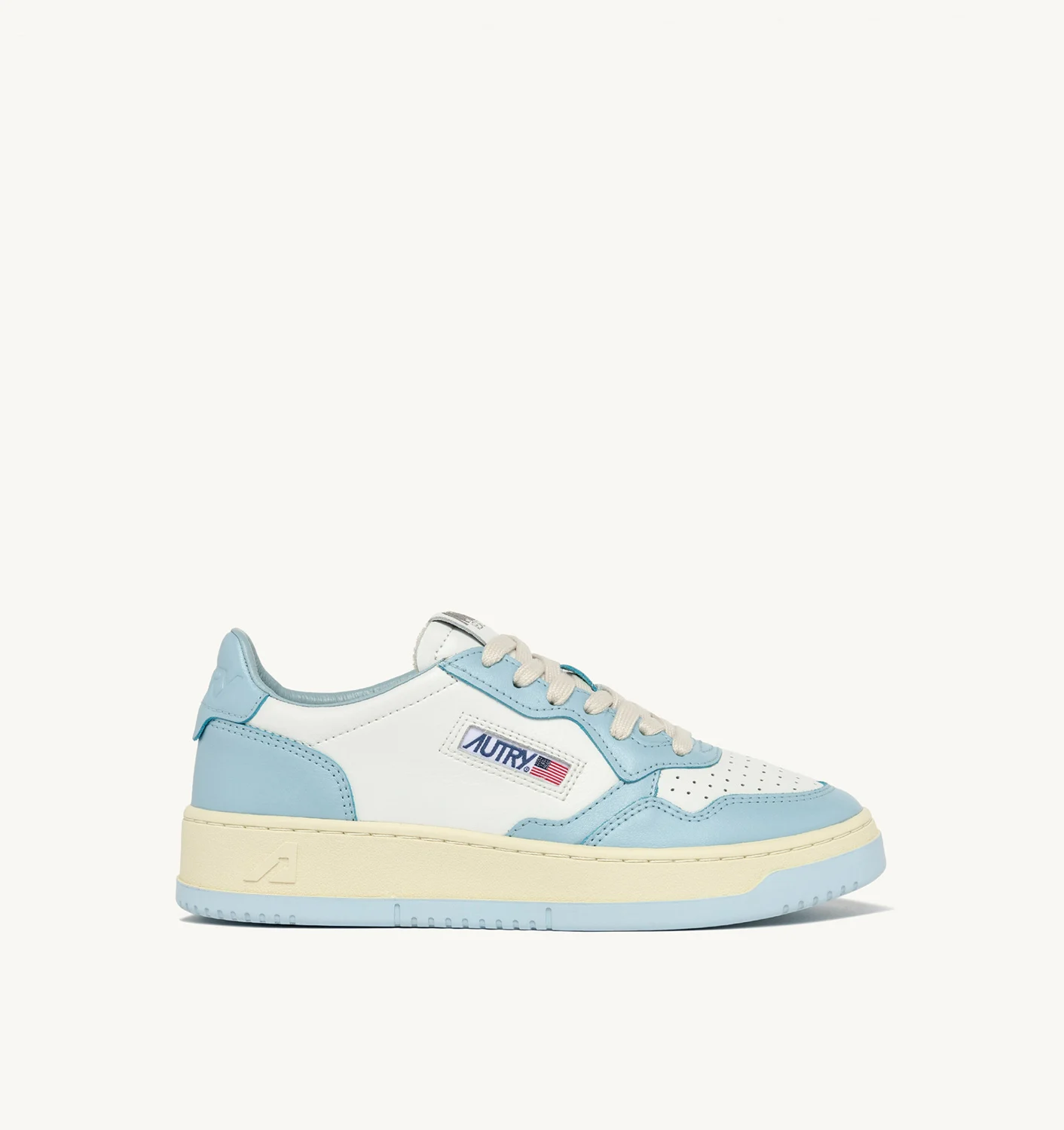 MEDALIST LOW BI-COLOR SNEAKERS IN WHITE AND LIGHT BLUE LEATHER