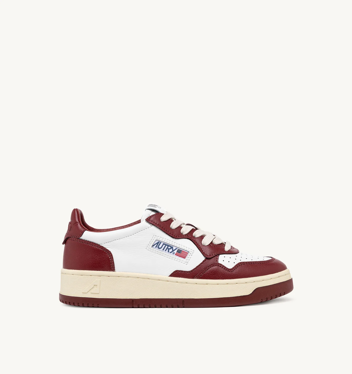 MEDALIST LOW BICOLOR SNEAKERS IN WHITE AND SYRAH LEATHER