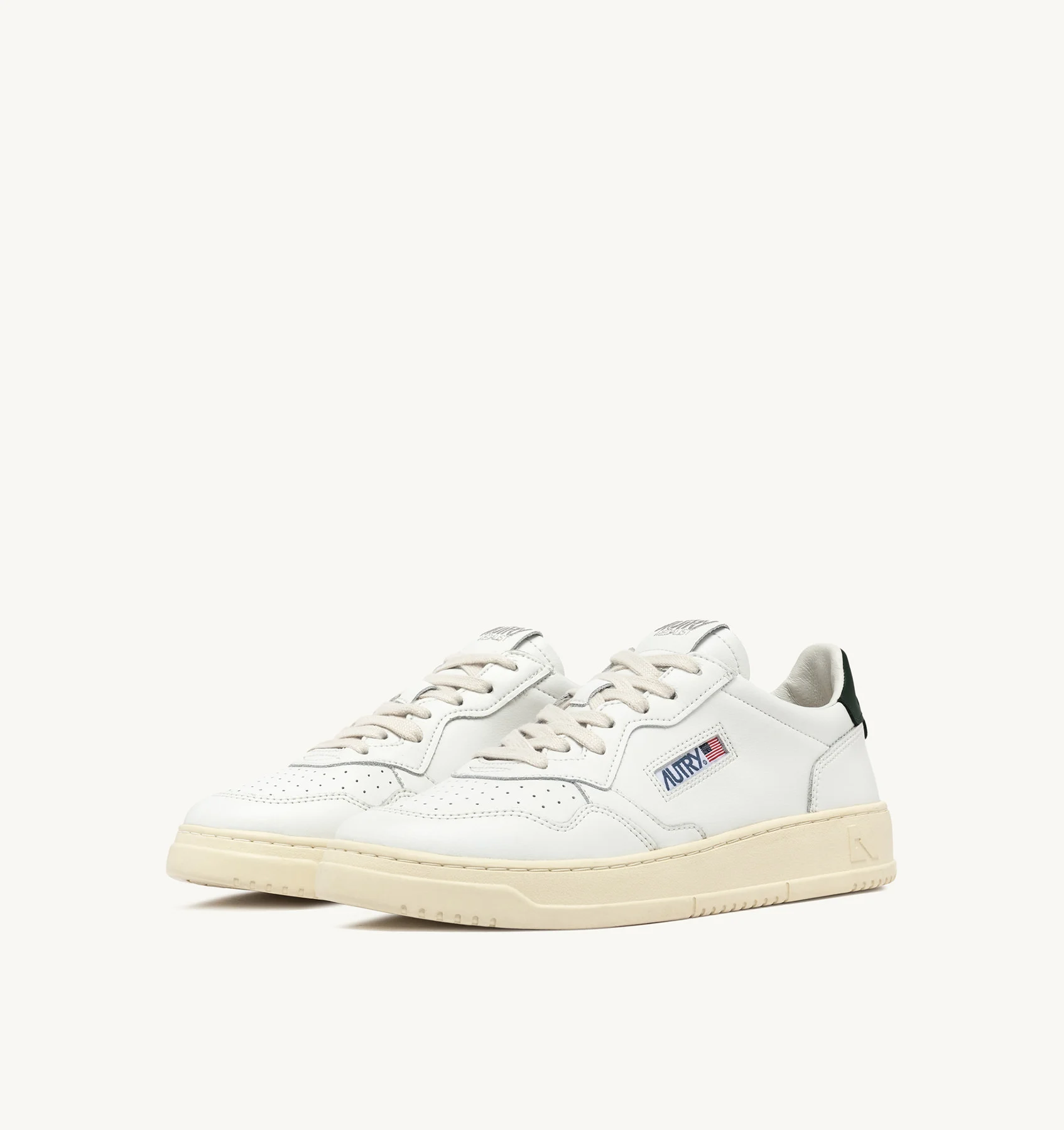 MEDALIST LOW SNEAKERS IN WHITE AND MOUNTAIN LEATHER