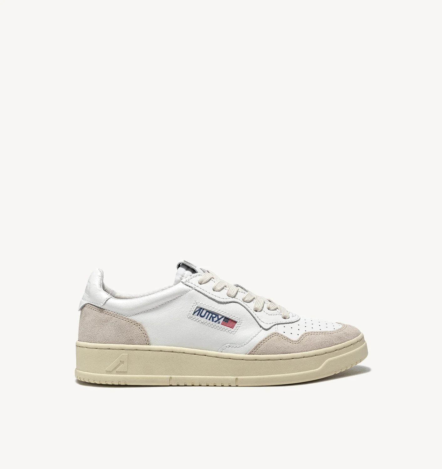 MEDALIST LOW SNEAKERS IN WHITE LEATHER AND BEIGE SUEDE