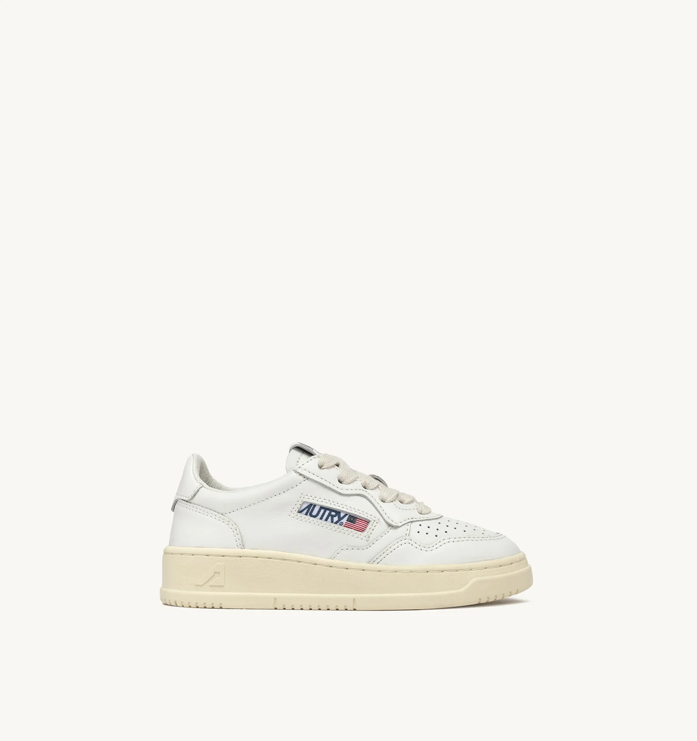 MEDALIST LOW SNEAKERS IN WHITE LEATHER