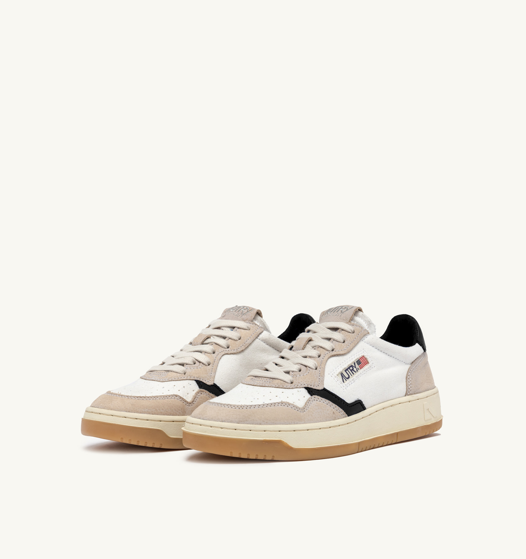 MEDALIST LOW SNEAKERS IN WHITE CANVAS AND BEIGE/BLACK LEATHER