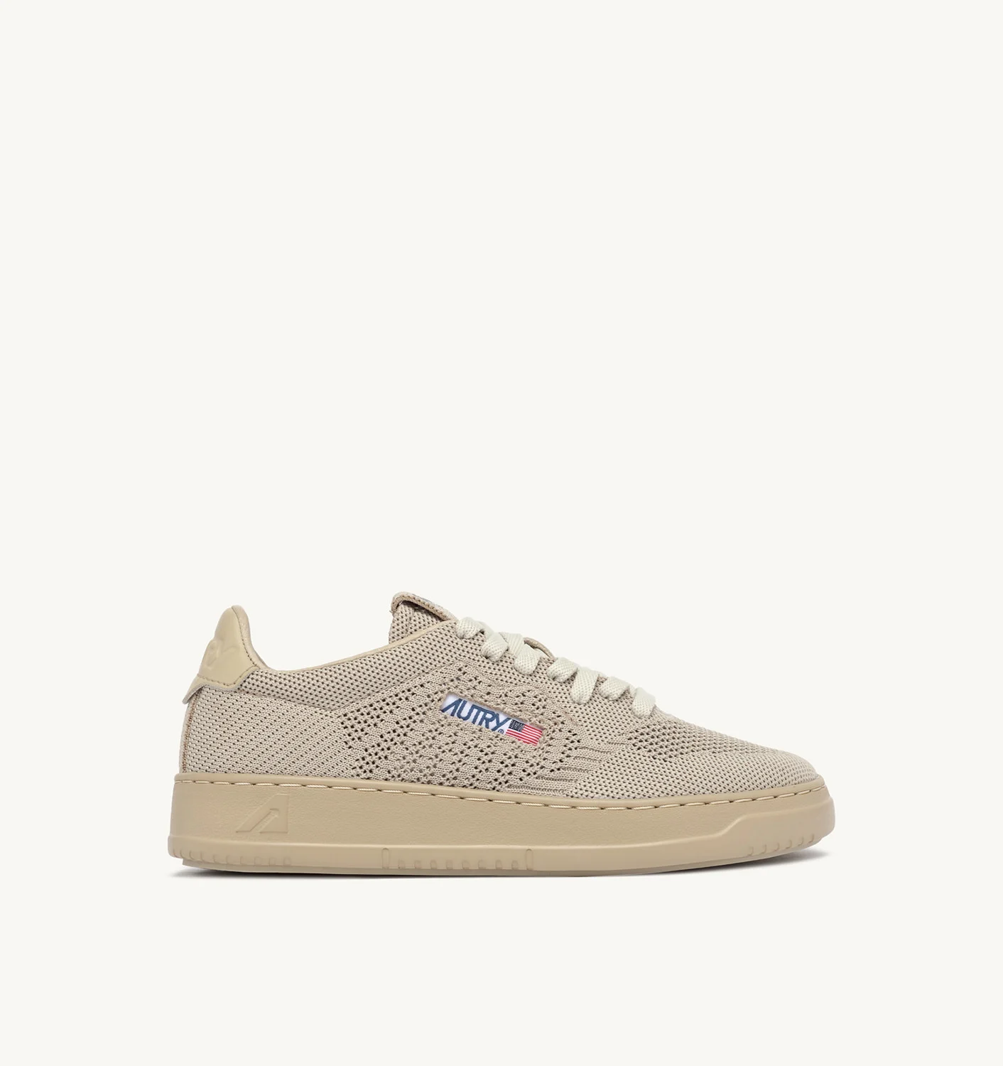 EASEKNIT MEDALIST LOW SNEAKERS IN MOJAVE DESERT COLOR FABRIC