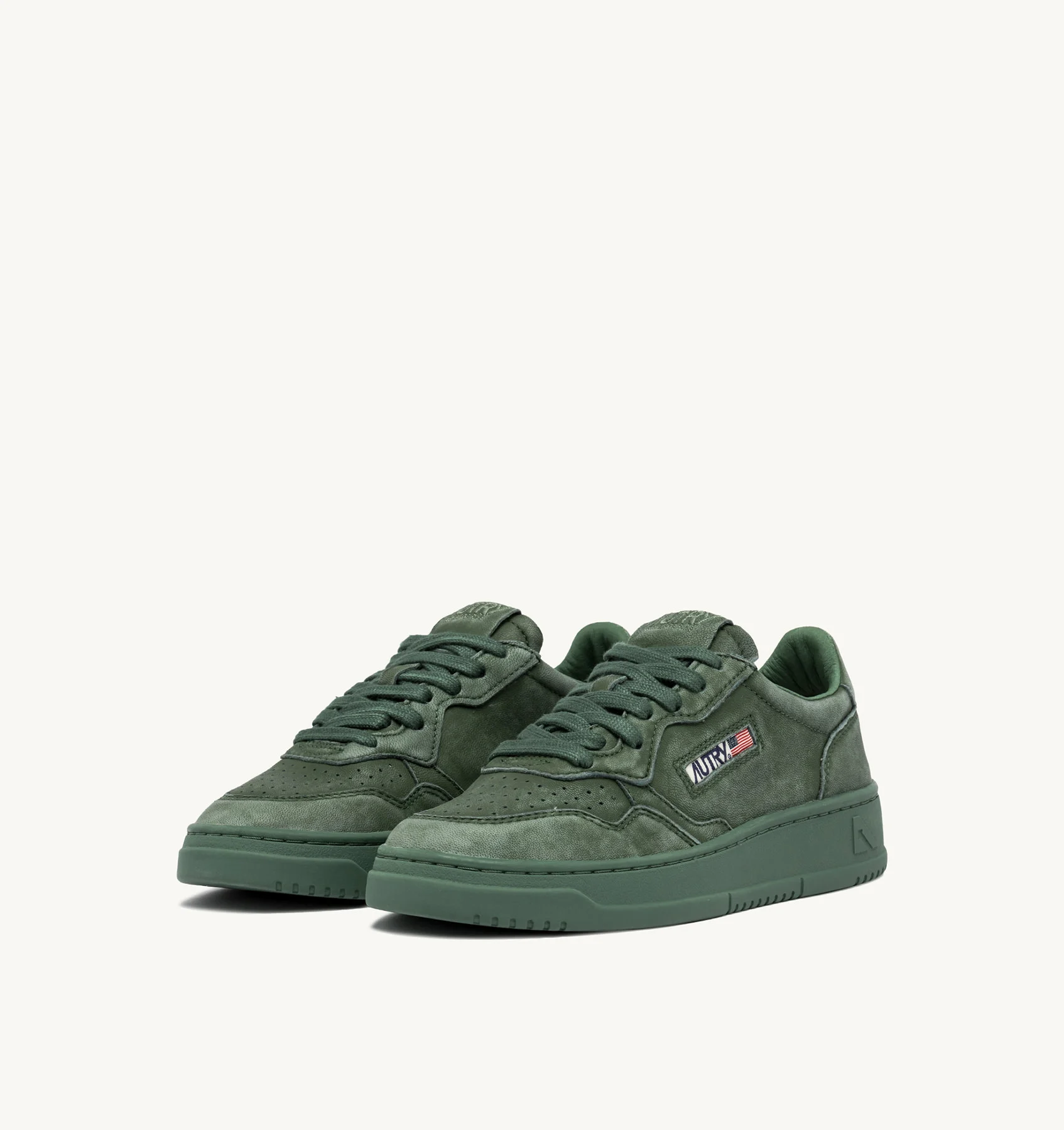 MEDALIST LOW SNEAKERS IN GOATSKIN COLOR IVY