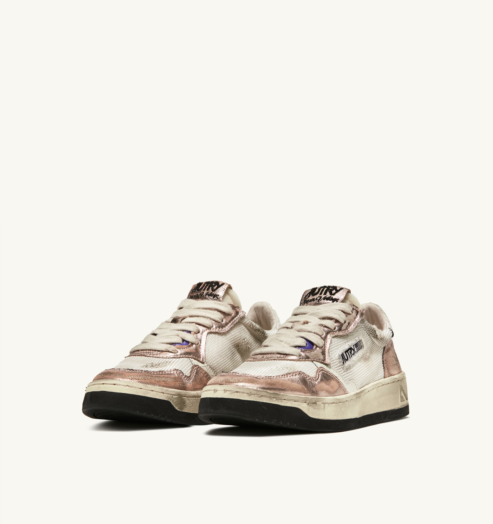 MEDALIST LOW SUPER VINTAGE SNEAKERS IN MESH AND SUEDE COLOR WHITE AND PINK