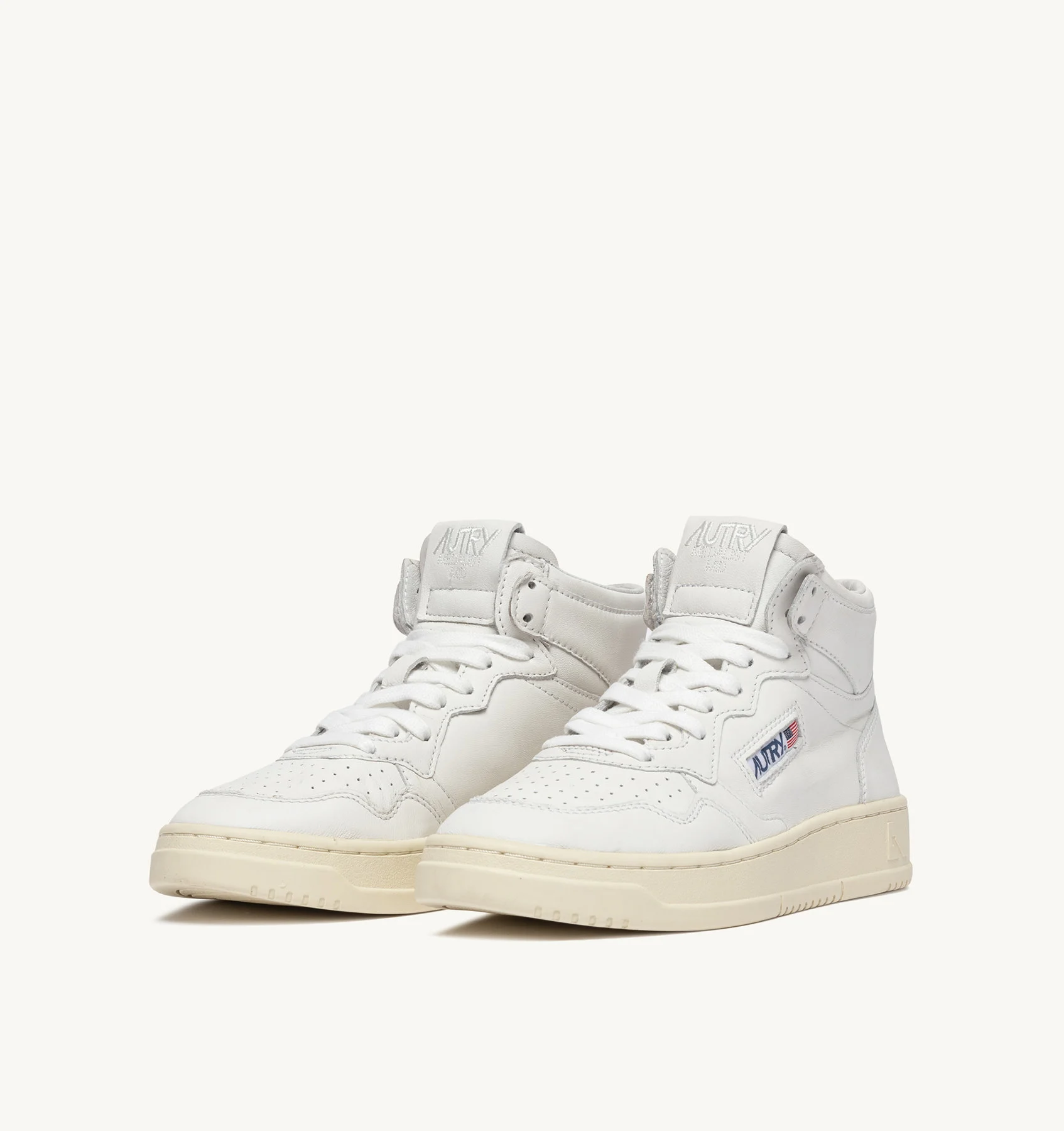 MEDALIST MID SNEAKERS IN SUPER-SOFT WHITE NAPPA