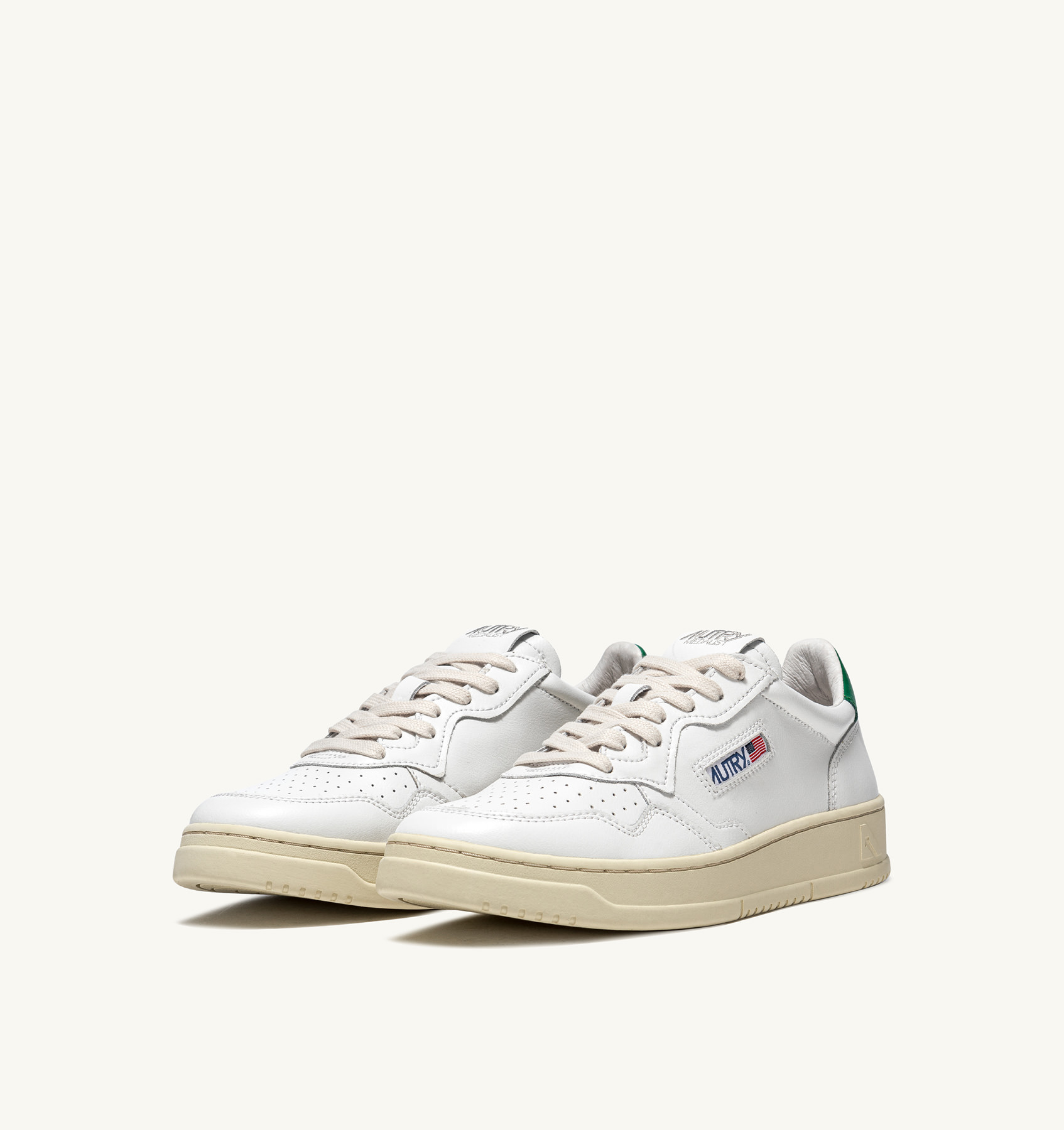 MEDALIST LOW SNEAKERS IN WHITE AND GREEN LEATHER
