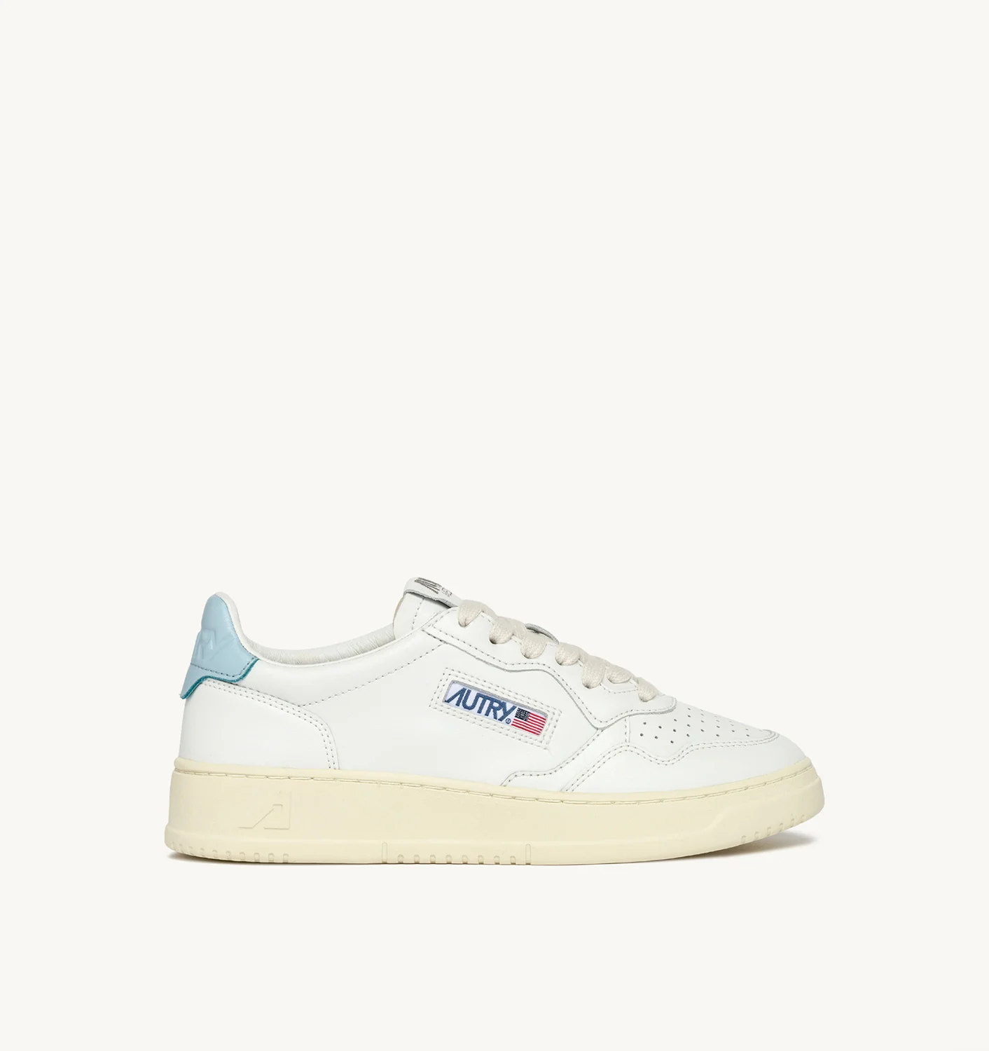 MEDALIST LOW SNEAKERS IN LEATHER COLOR WHITE LIGHT BLUE