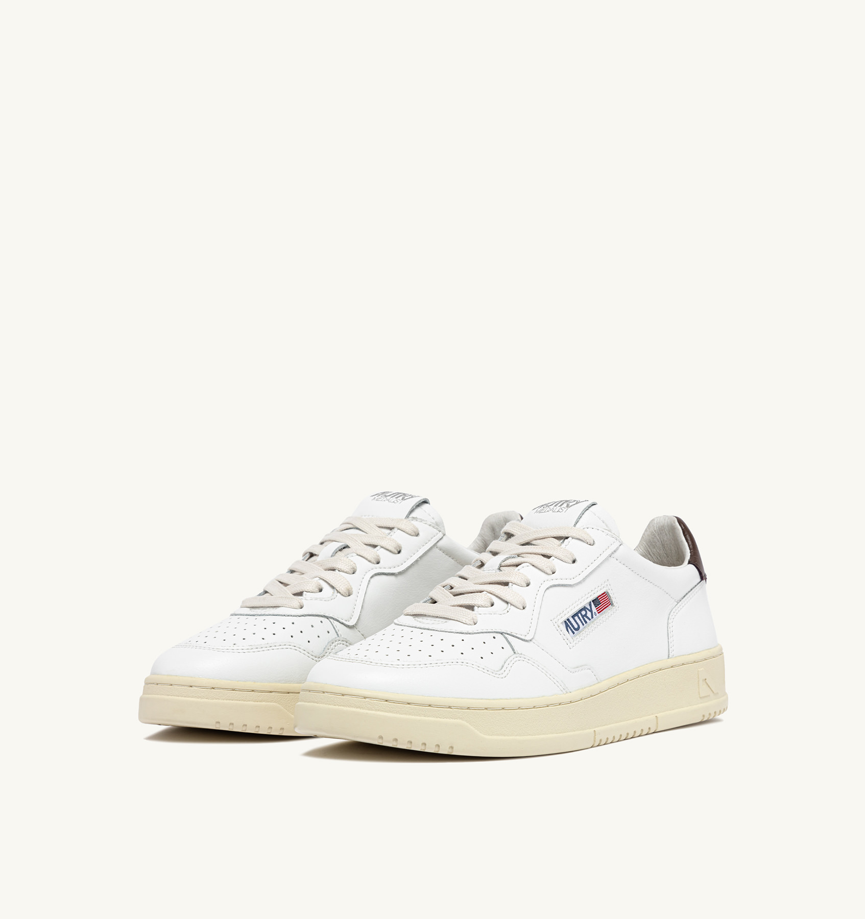 MEDALIST LOW SNEAKERS IN WHITE AND BROWN LEATHER