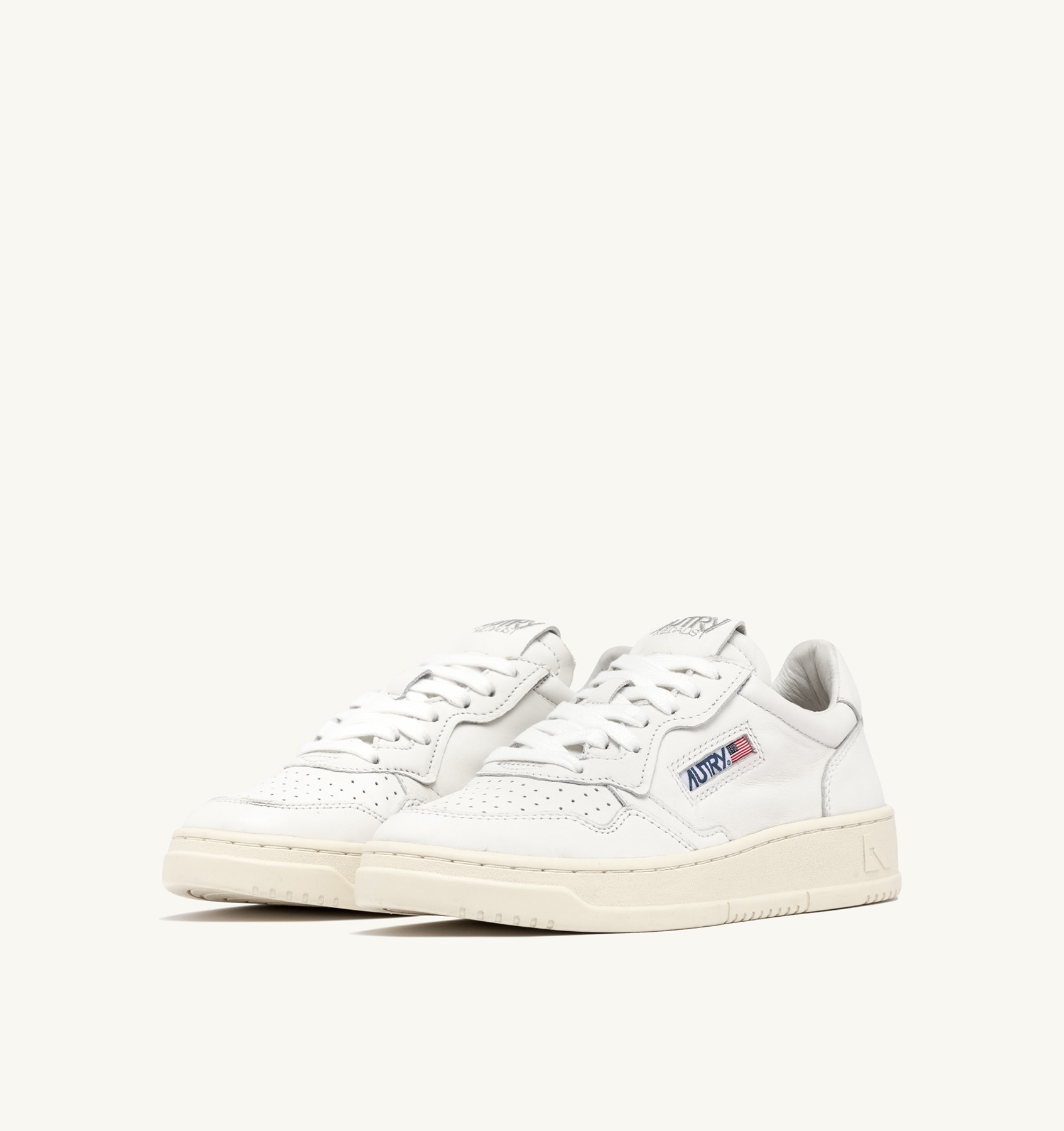 MEDALIST LOW SNEAKERS IN SUPER-SOFT WHITE NAPPA