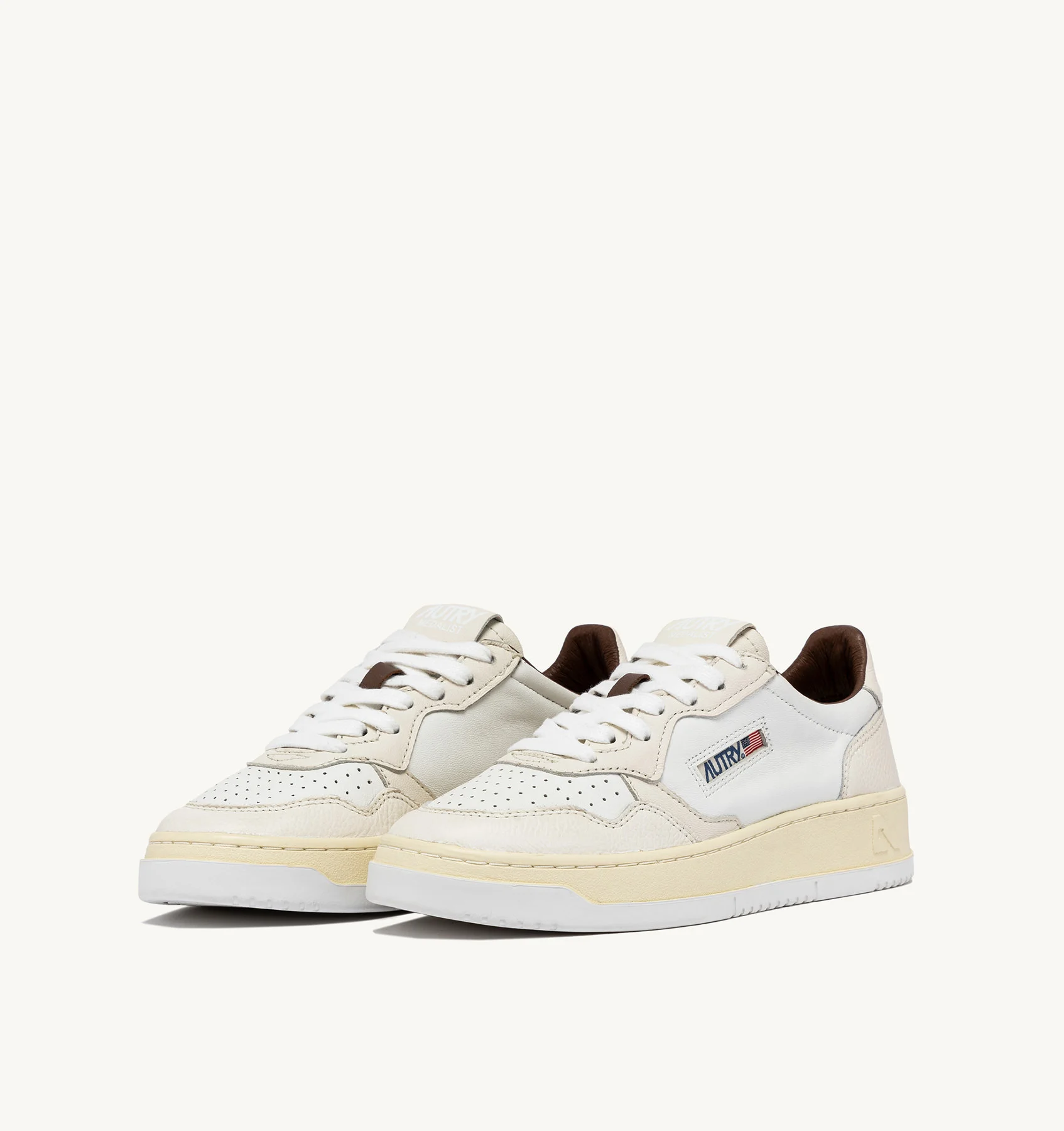 MEDALIST LOW SNEAKERS IN WHITE LEATHER AND NEUTRAL-TONE NAPPA