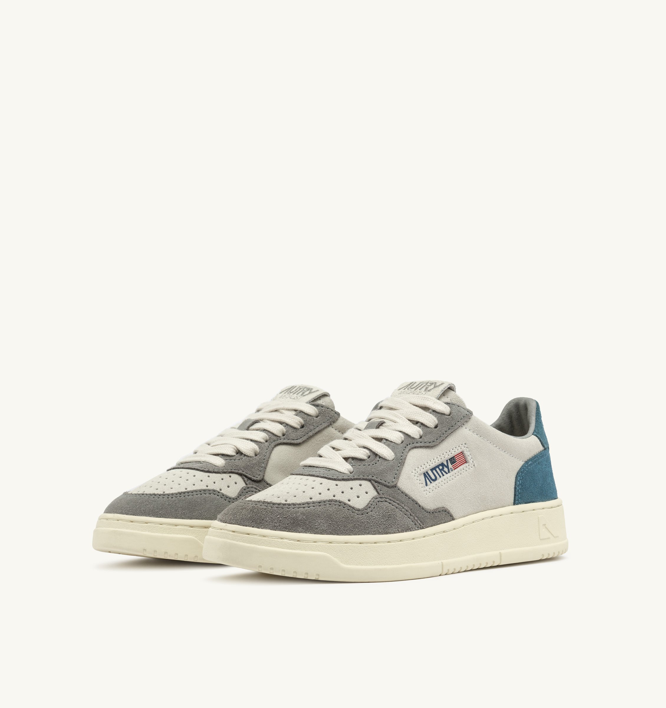 MEDALIST LOW TRICOLOR SNEAKERS IN WHITE GRIFFIN AND SMOKE SUEDE