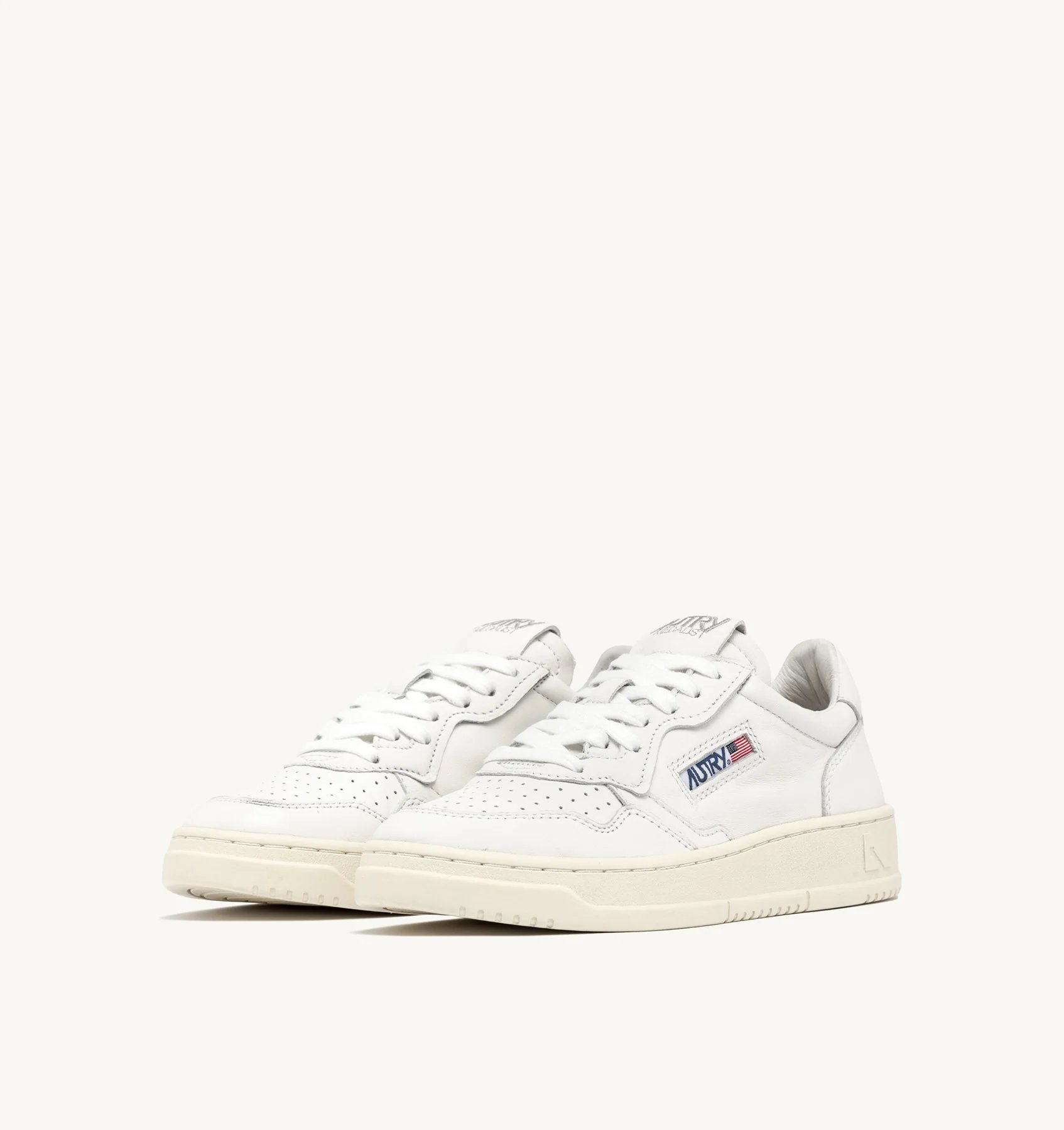 MEDALIST LOW SNEAKERS IN SUPER-SOFT WHITE NAPPA