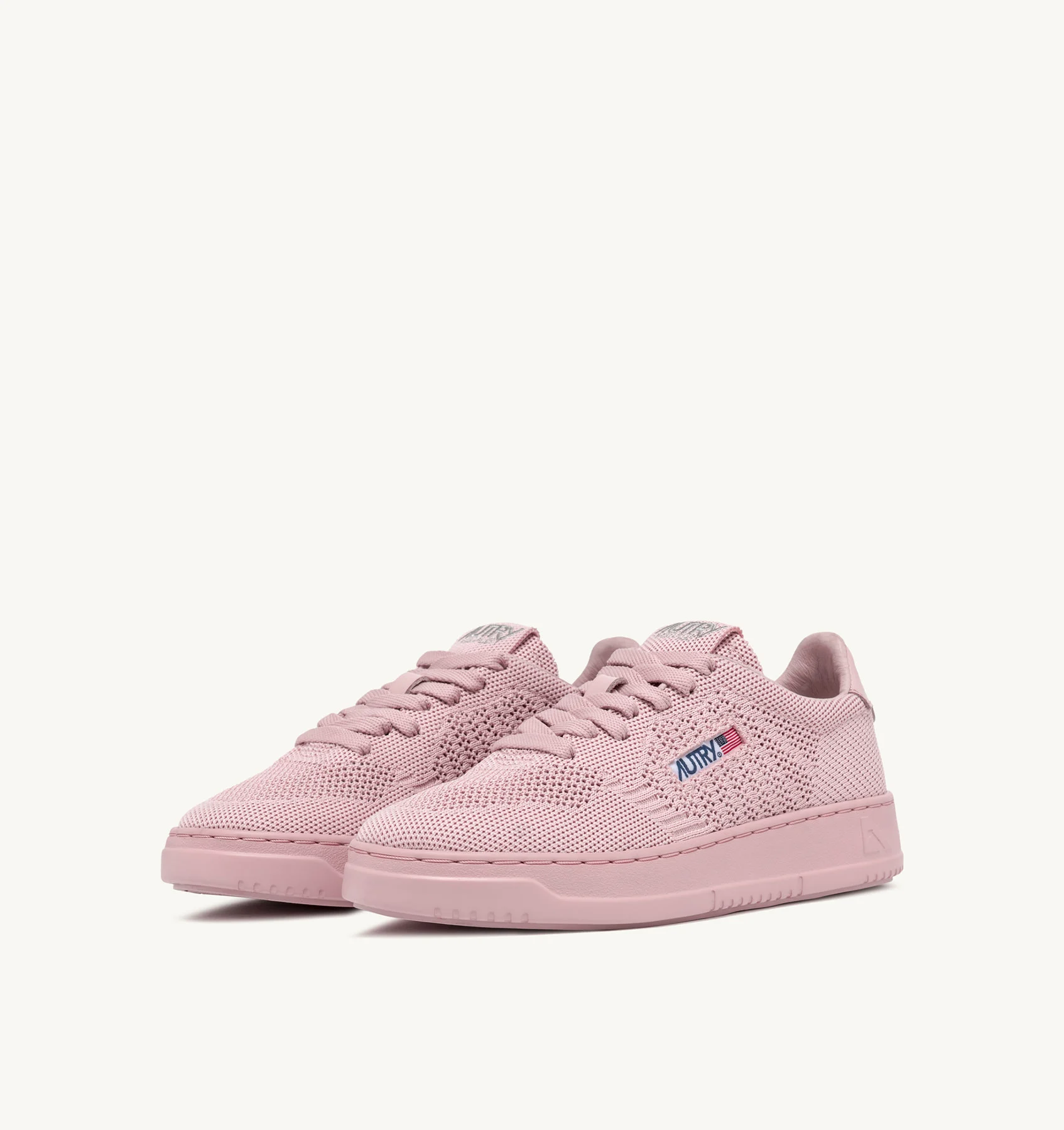 EASEKNIT MEDALIST LOW SNEAKERS IN PINK FABRIC
