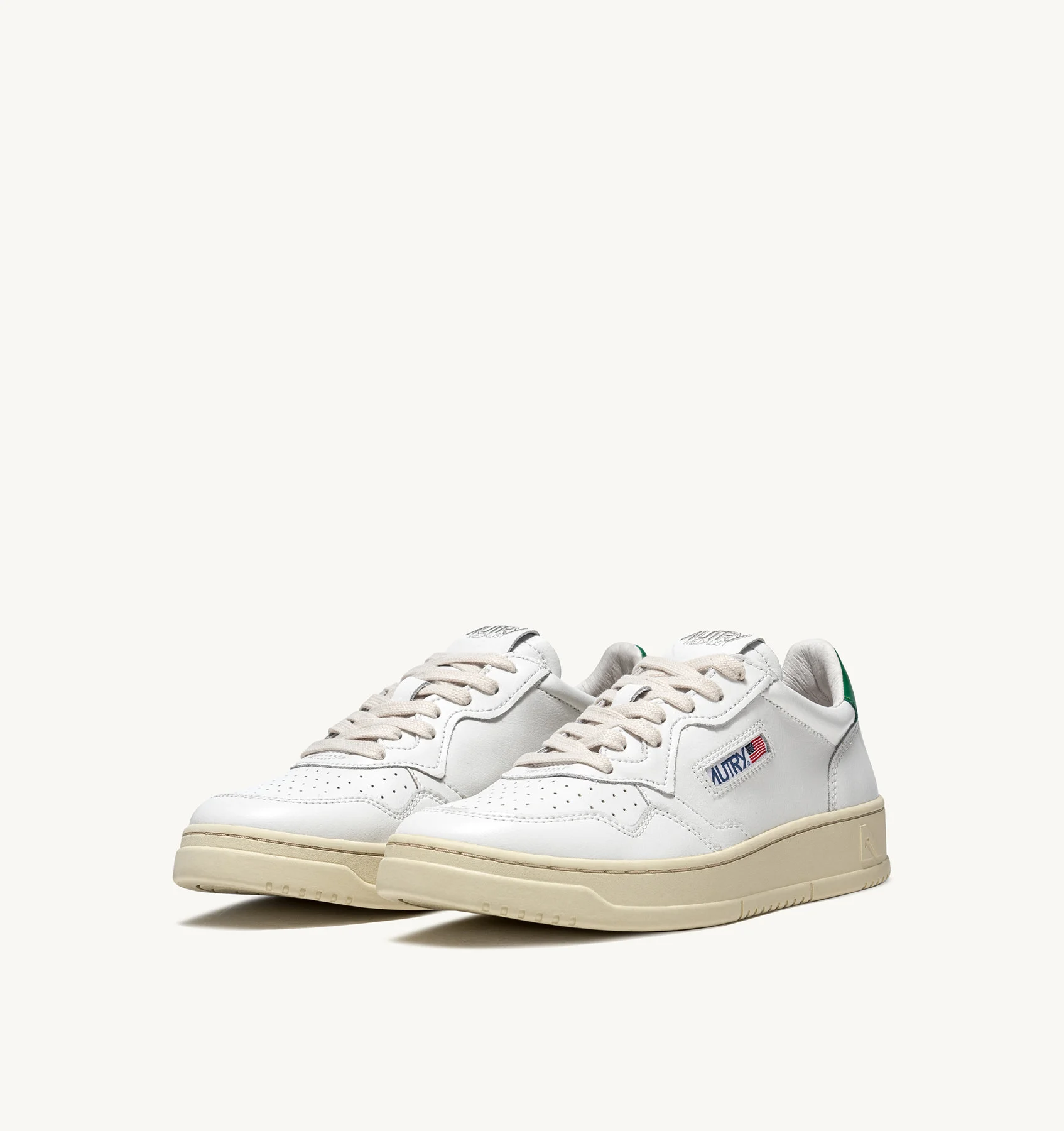 MEDALIST LOW SNEAKERS IN WHITE AND GREEN LEATHER