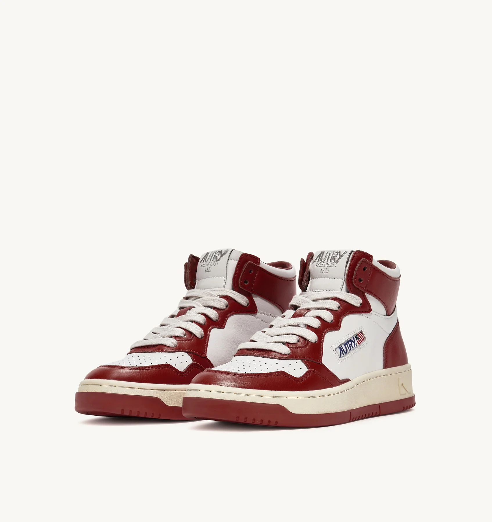 MEDALIST LOW BICOLOR SNEAKERS IN WHITE AND SYRAH LEATHER