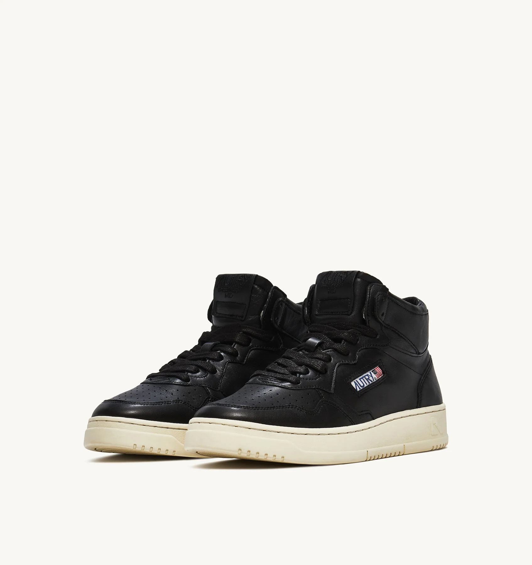 MEDALIST MID SNEAKERS IN SUPER-SOFT BLACK NAPPA