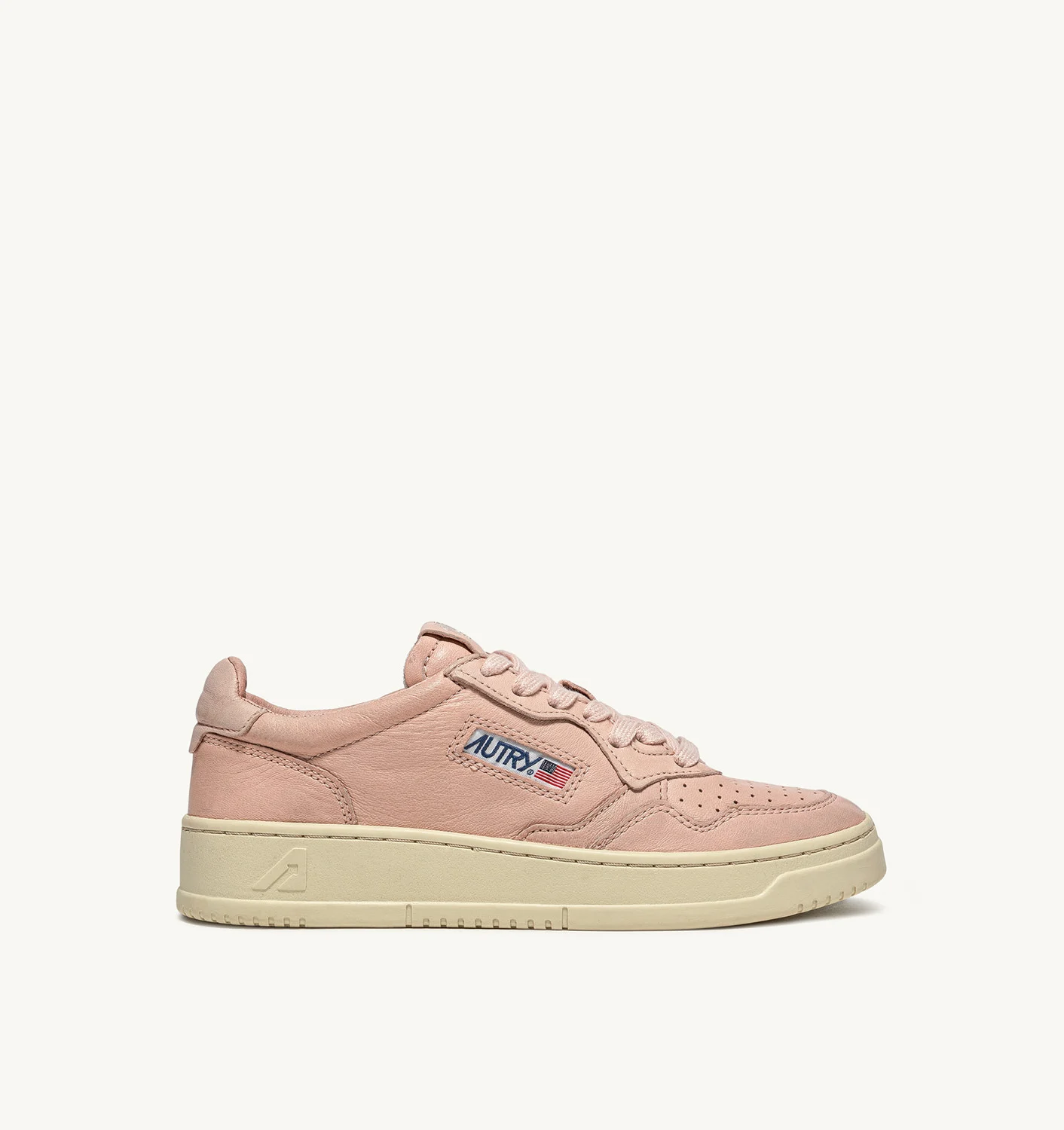 MEDALIST LOW SNEAKERS IN SOFT GOATSKIN COLOR PEACH